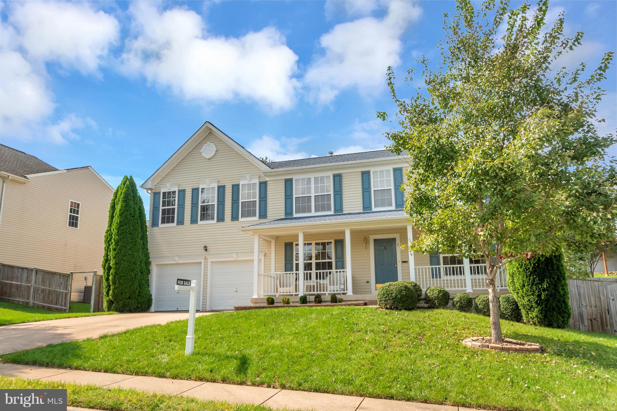 APPLE GROVE - Residential