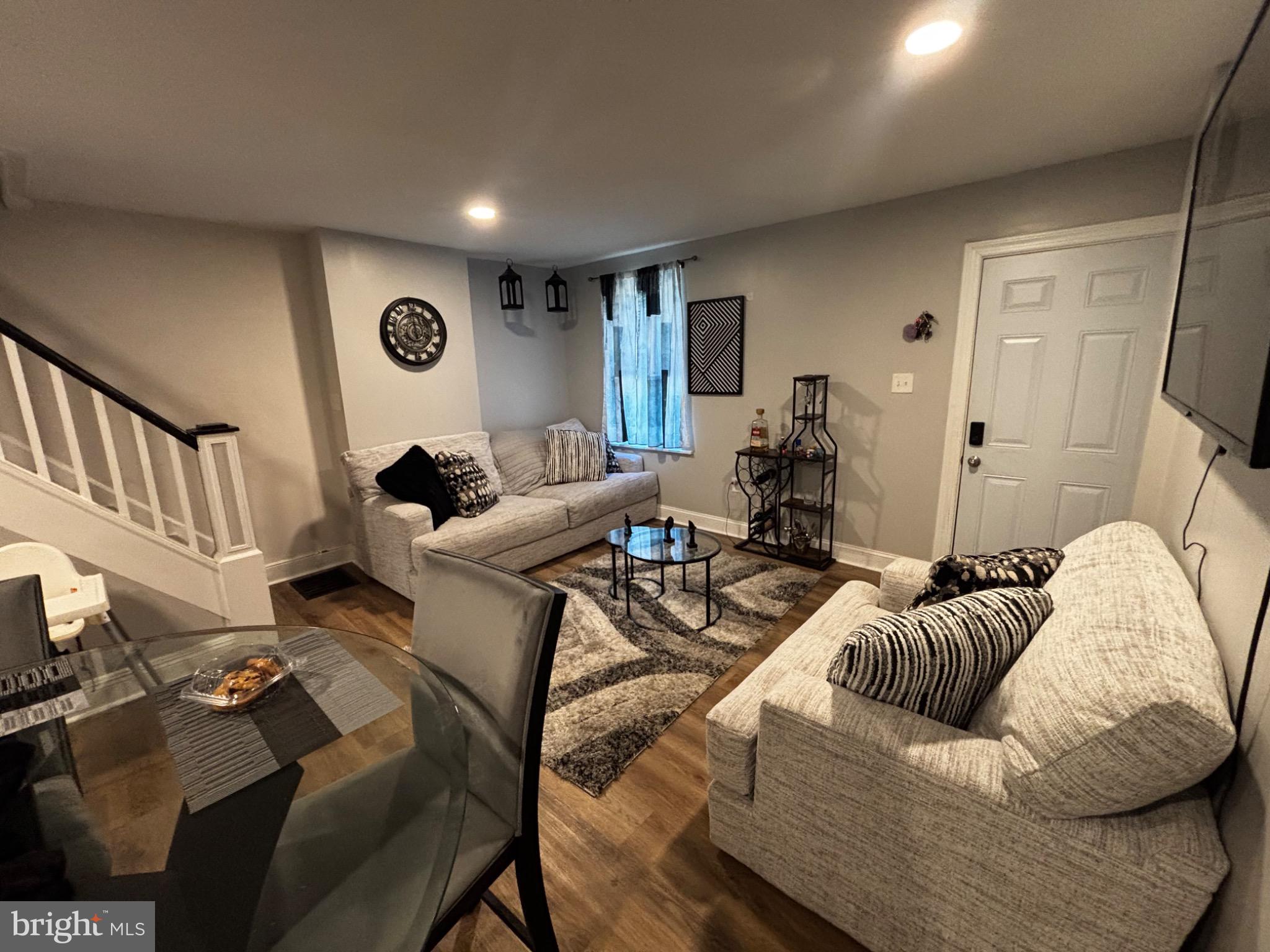 BROOKHAVEN - Residential