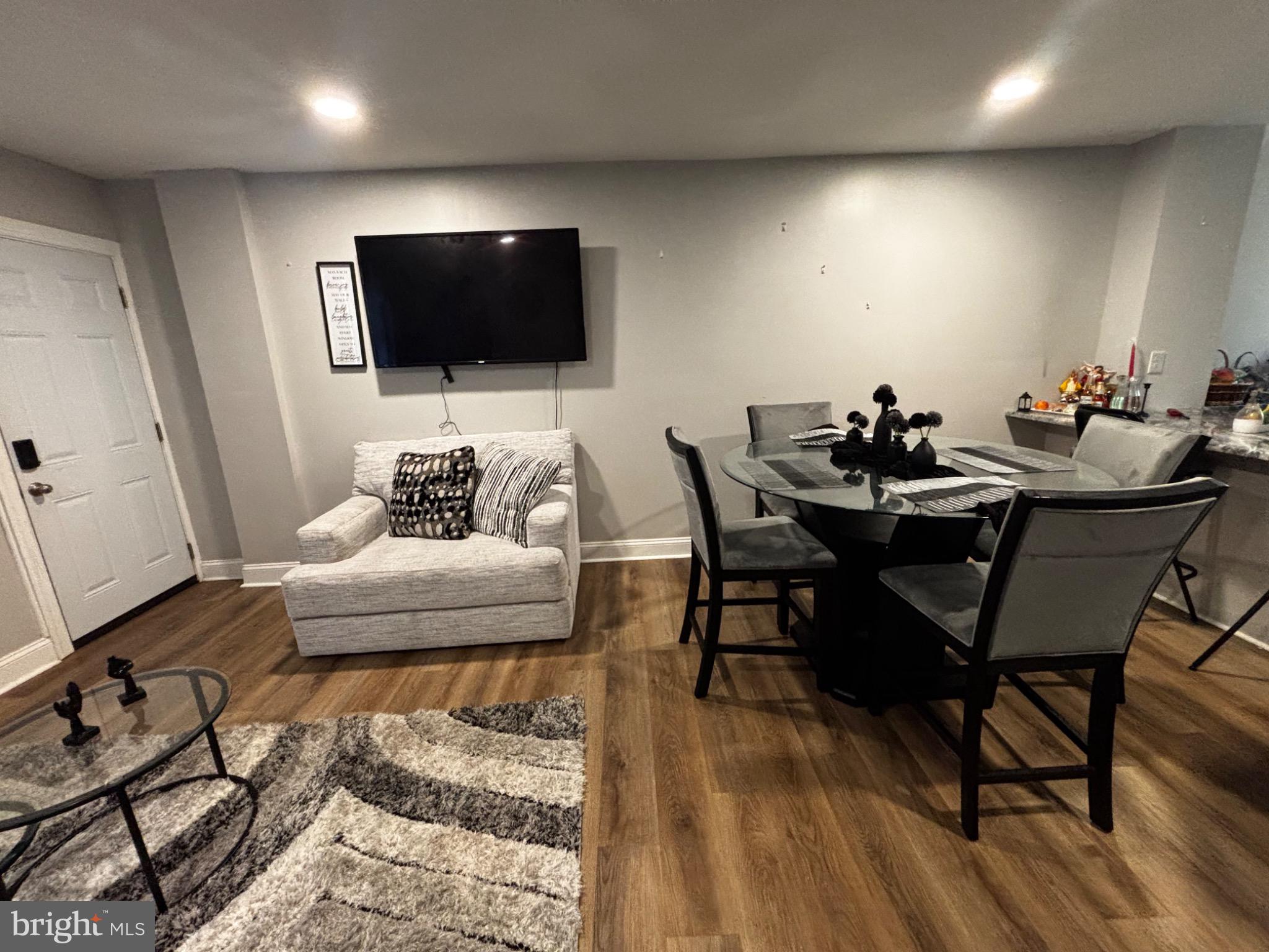 BROOKHAVEN - Residential