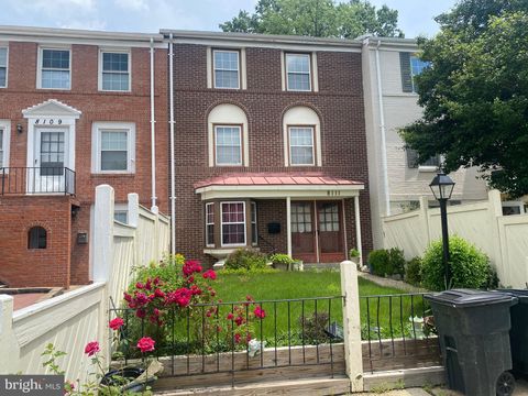 8111 OAKLAKE COURT ALEXANDRIA VA 22309