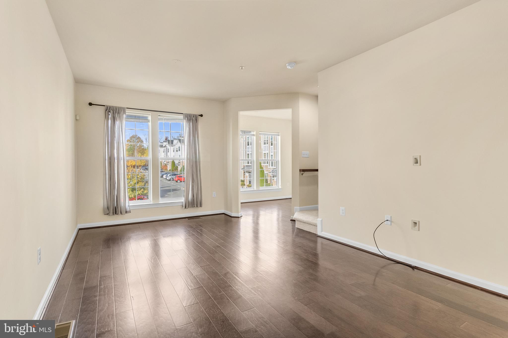 FALLS GROVE CONDOMINIUM - Residential