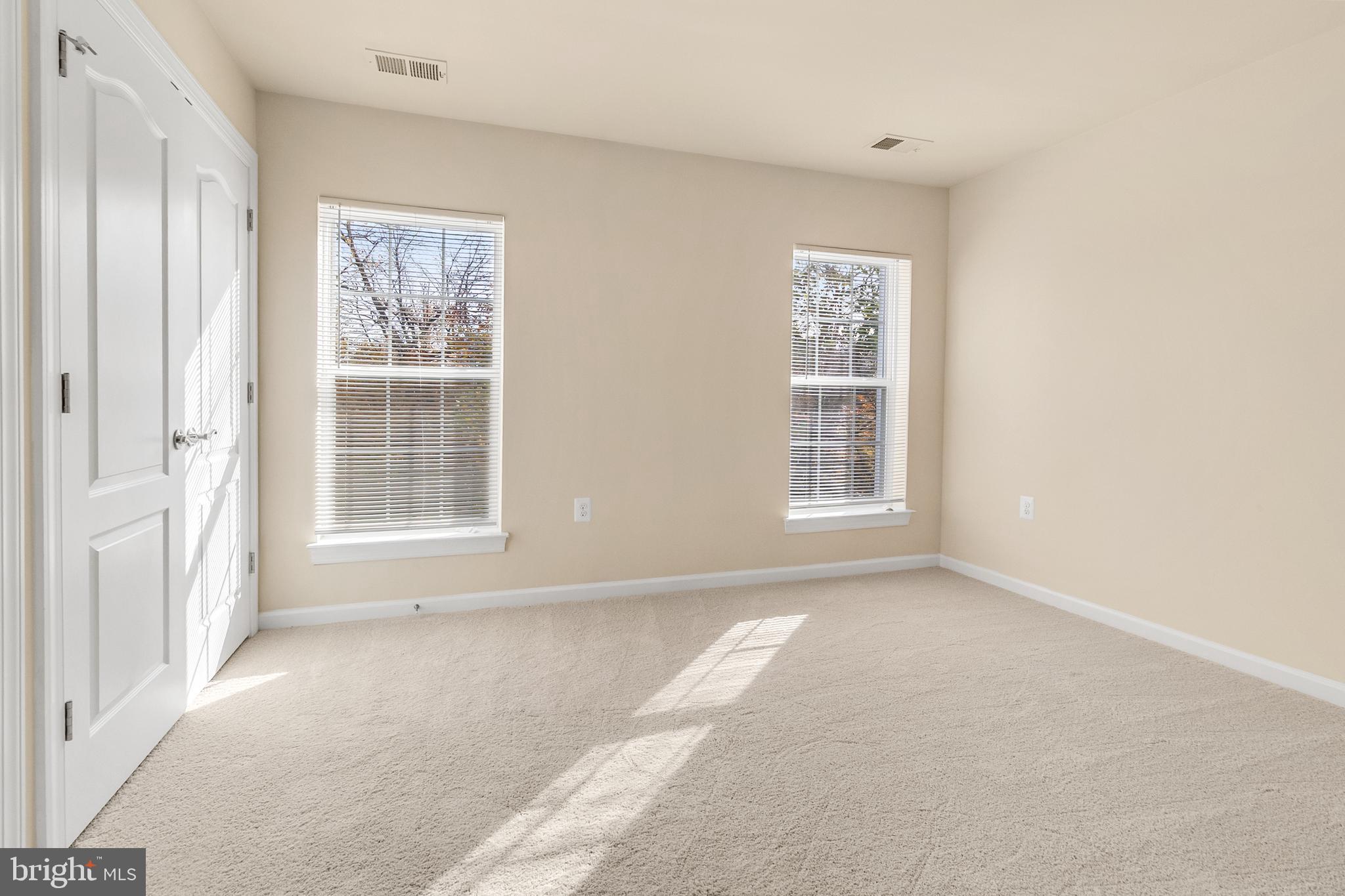 FALLS GROVE CONDOMINIUM - Residential