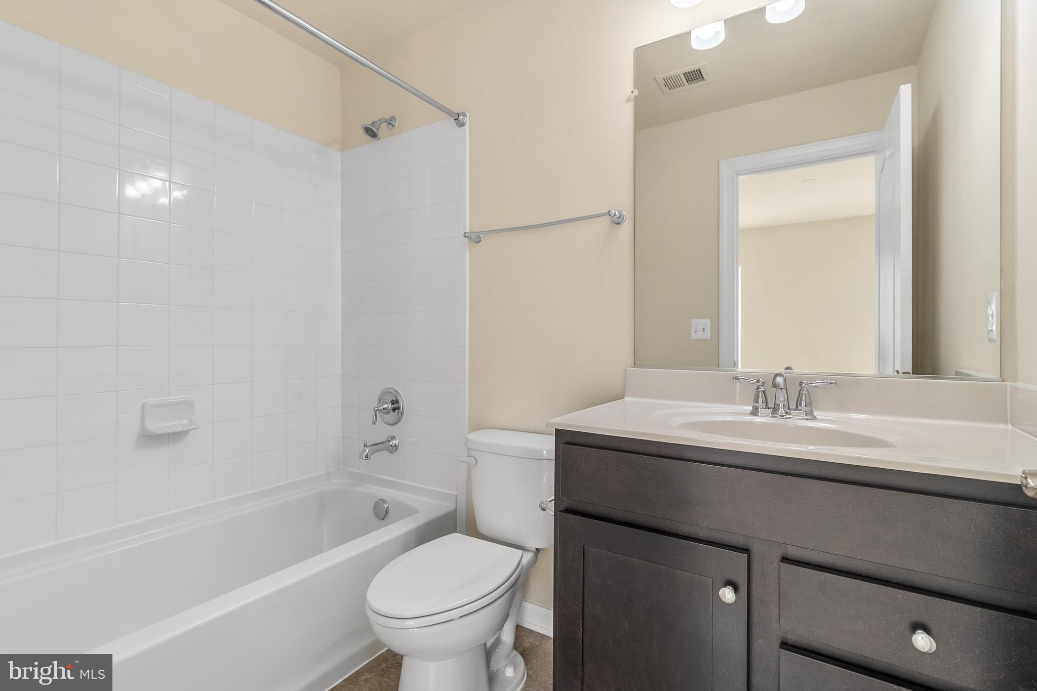 FALLS GROVE CONDOMINIUM - Residential