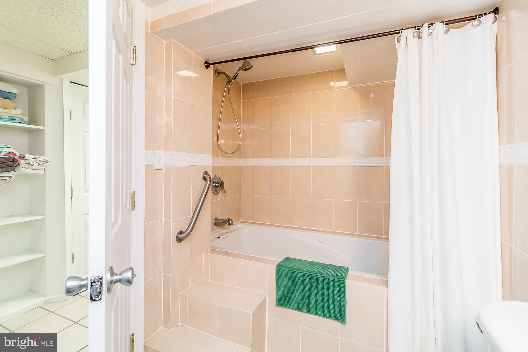 CEDARCROFT HISTORIC DISTRICT - Residential