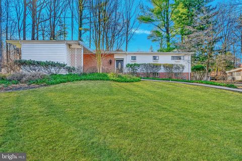 Homes For Sale - 3207 Midfield Road<br/> PIKESVILLE, MD 21208