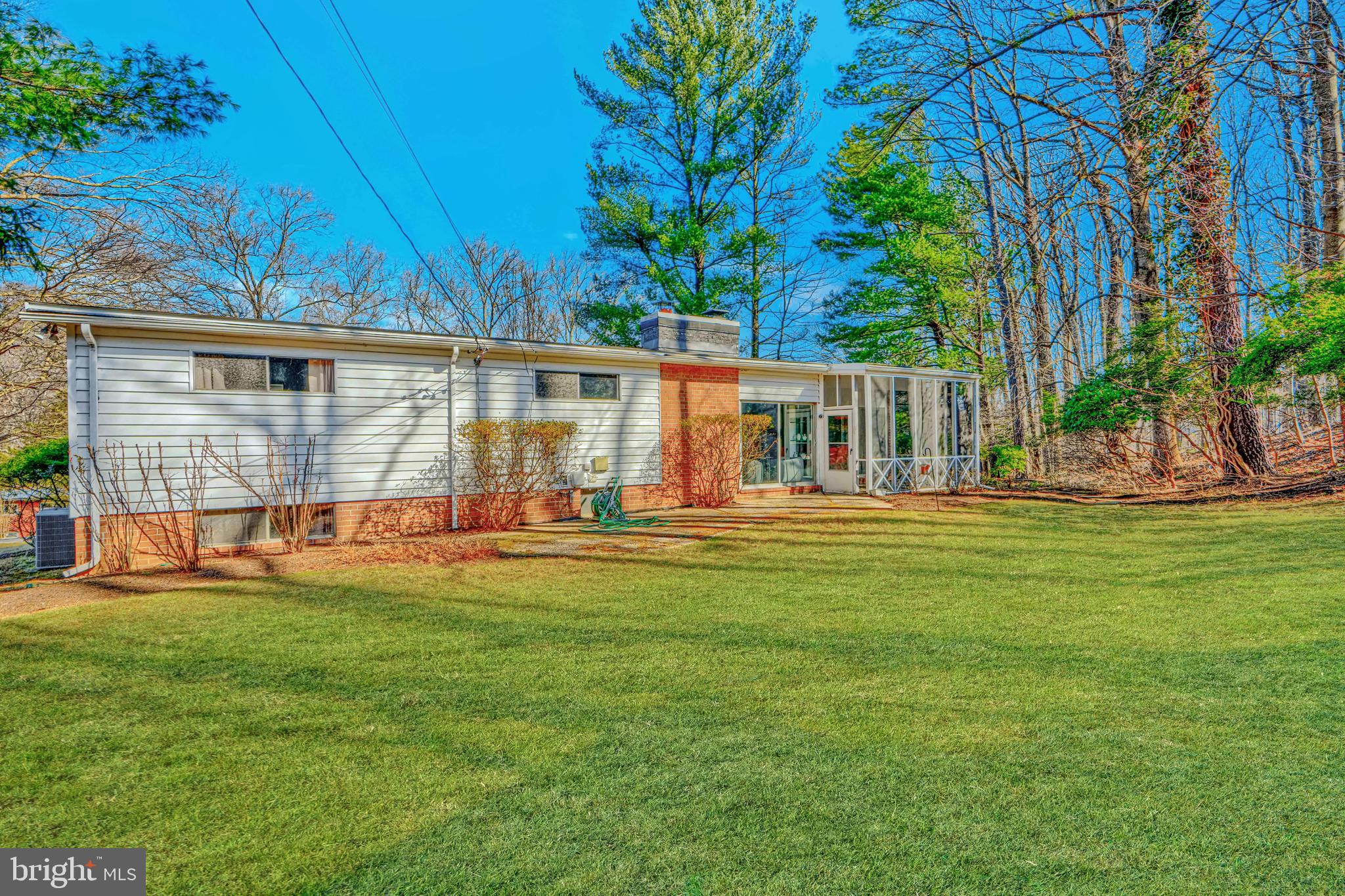 MIDFIELD - Residential