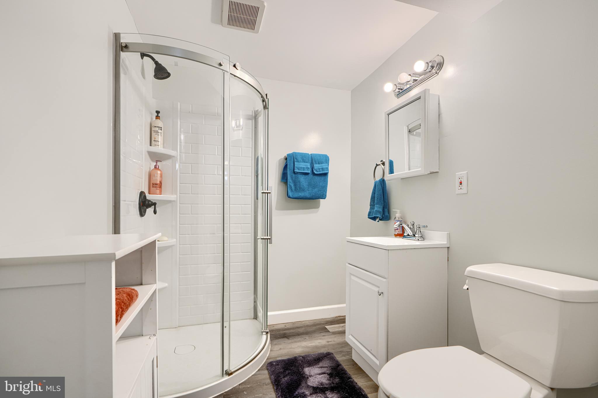 MIDFIELD - Residential