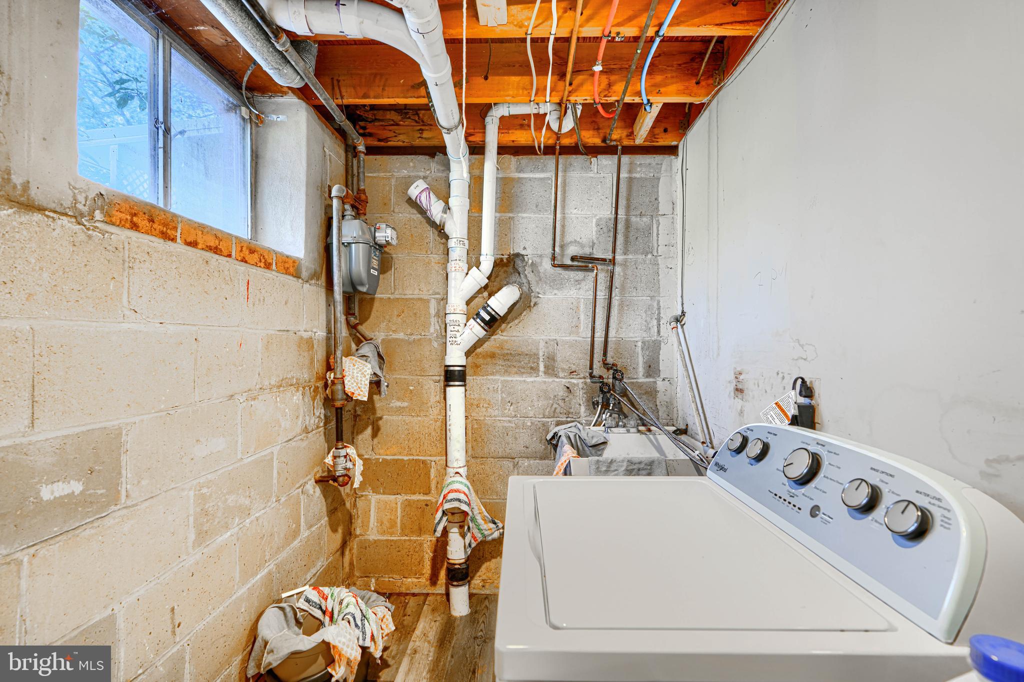 MIDFIELD - Residential