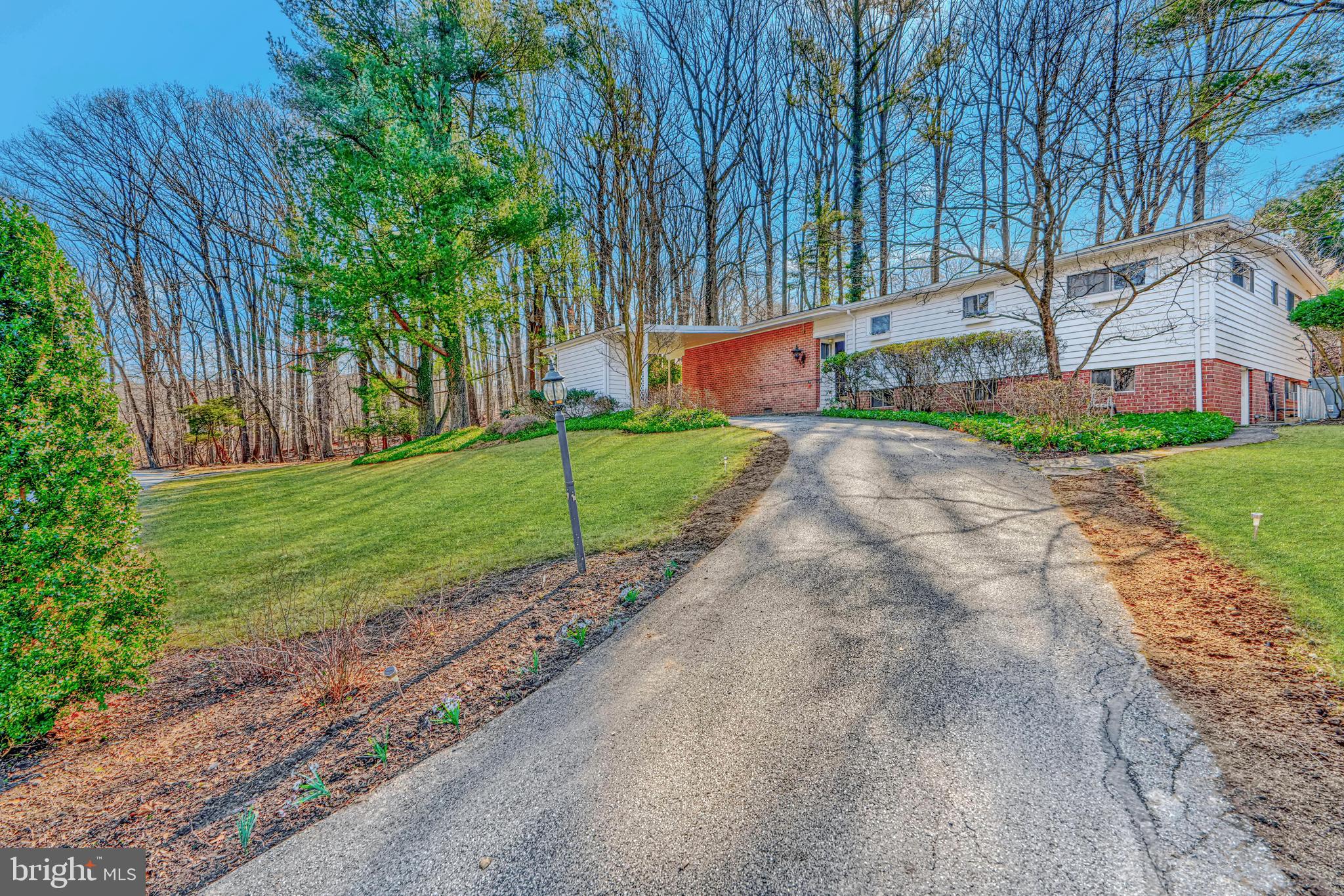 MIDFIELD - Residential