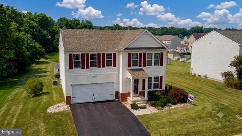 Homes For Sale - 232 W Pembrooke Drive<br/> SMYRNA, DE 19977