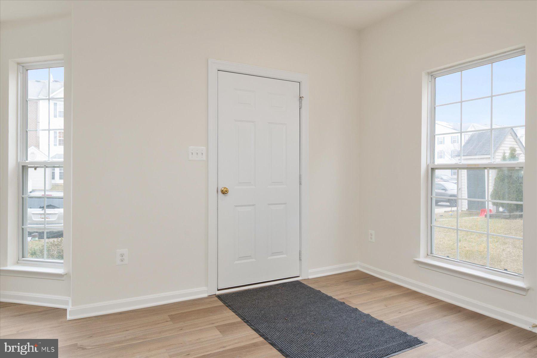 SEVEN OAKS - Residential