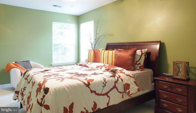 EAST HAMPTON - Residential