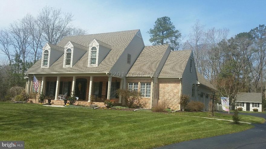 Meticulously maintained, this beautiful Kensington Woods residence exhibits pride of ownership. The home is sited on a pristinely manicured 1.09 acre lot w/vinyl fenced back yard. The open floor plan offers a window-filled great room w/ gas FP + built-in bookcases, an inviting dining area w/interior columns, remodeled kitchen w/granite + spacious walk-in pantry with a wine fridge + counter space for additional small appliances. Off the kitchen is an area that can serve as a cozy sitting or casual dining space. The 1st floor master offers a sitting/office area, luxury bath and walk-in closet. The open hardwood staircase leads to 2 spacious bdrms w/sitting/play areas, shared bath + walk-in access to the attic over the 3 car garage. Exterior includes 12x18 shed, irrigation + rear patio