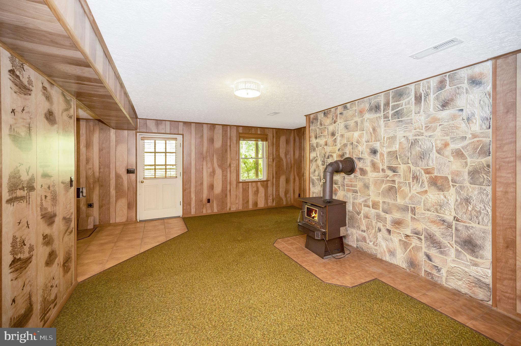 LAKE OF THE WOODS - Residential