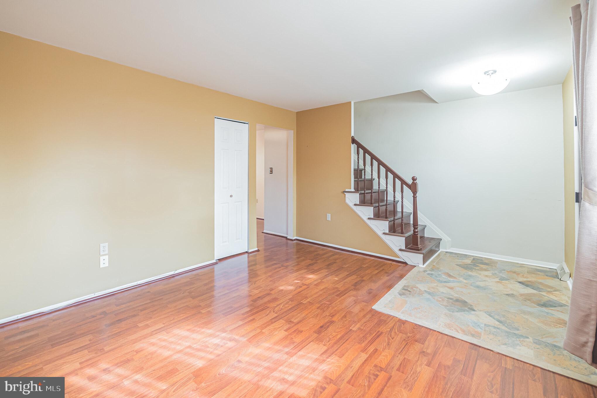 VILLAGE BROOK - Residential