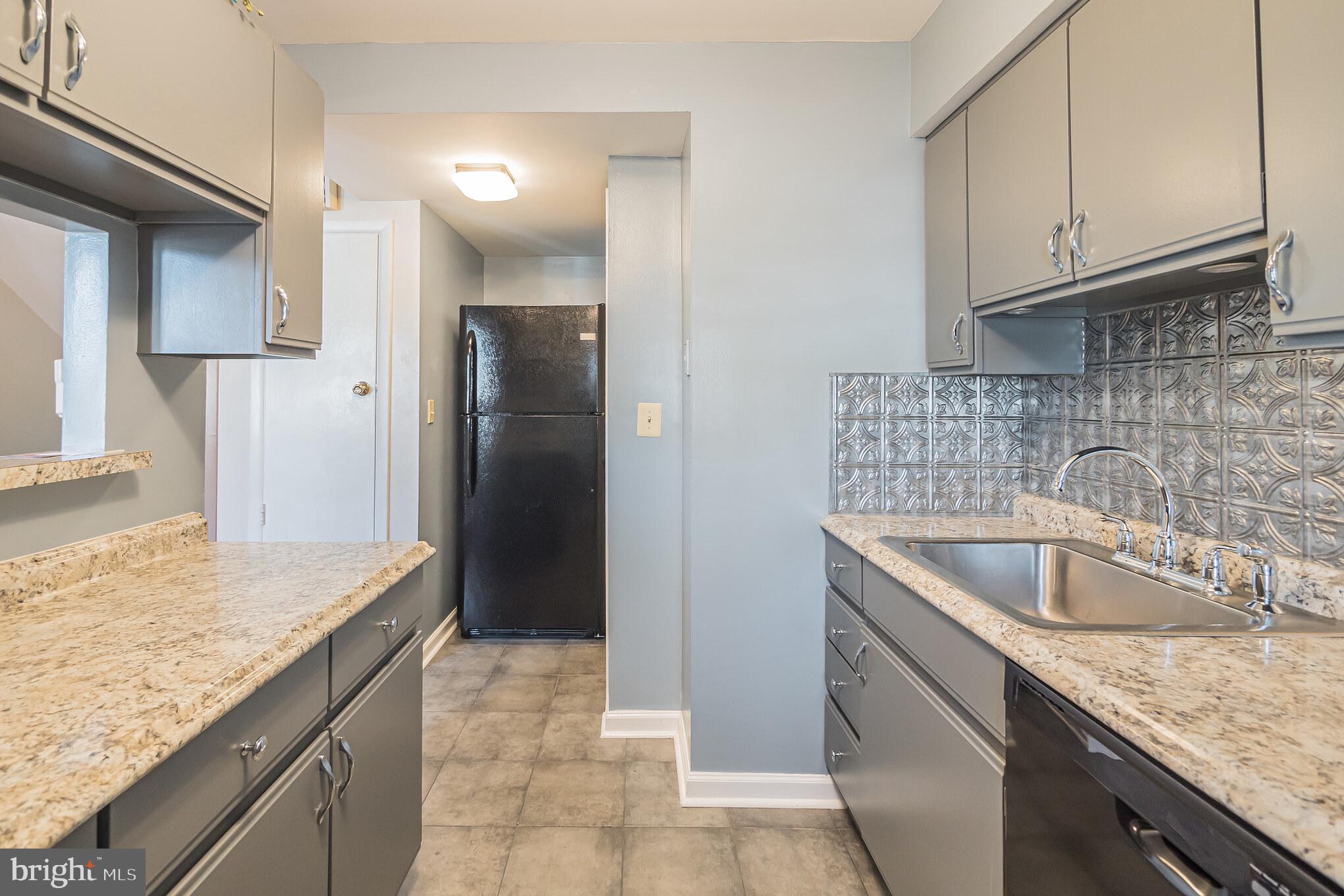 VILLAGE BROOK - Residential