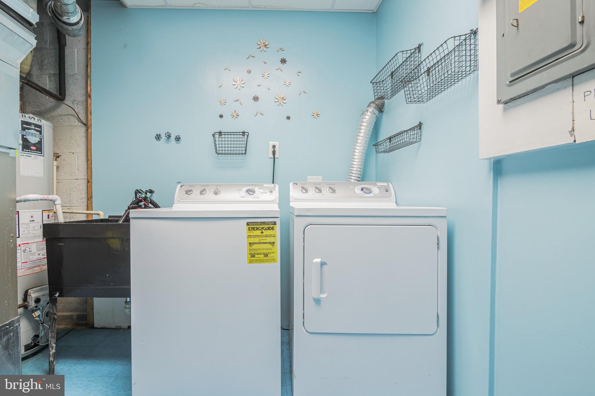 VILLAGE BROOK - Residential