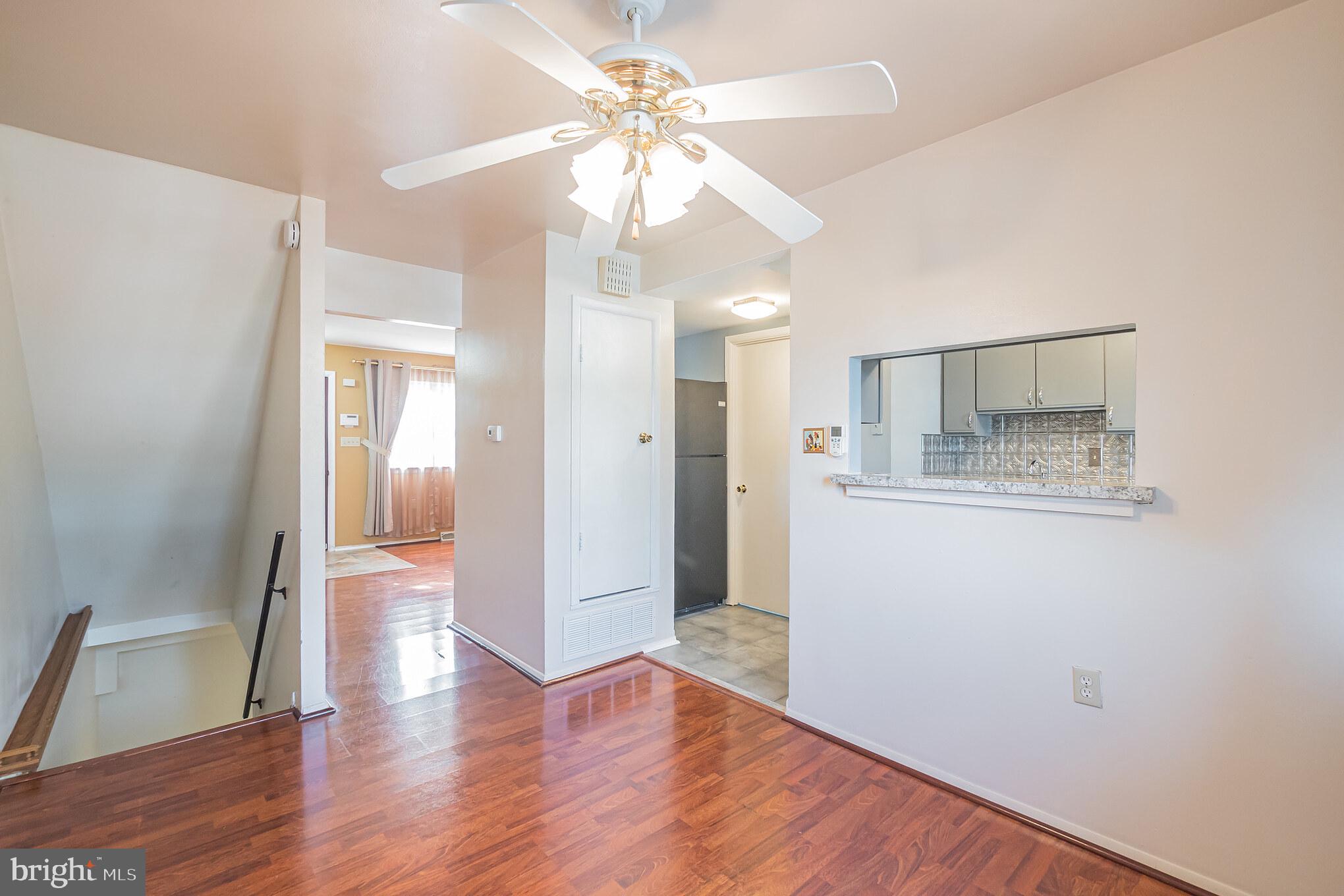 VILLAGE BROOK - Residential