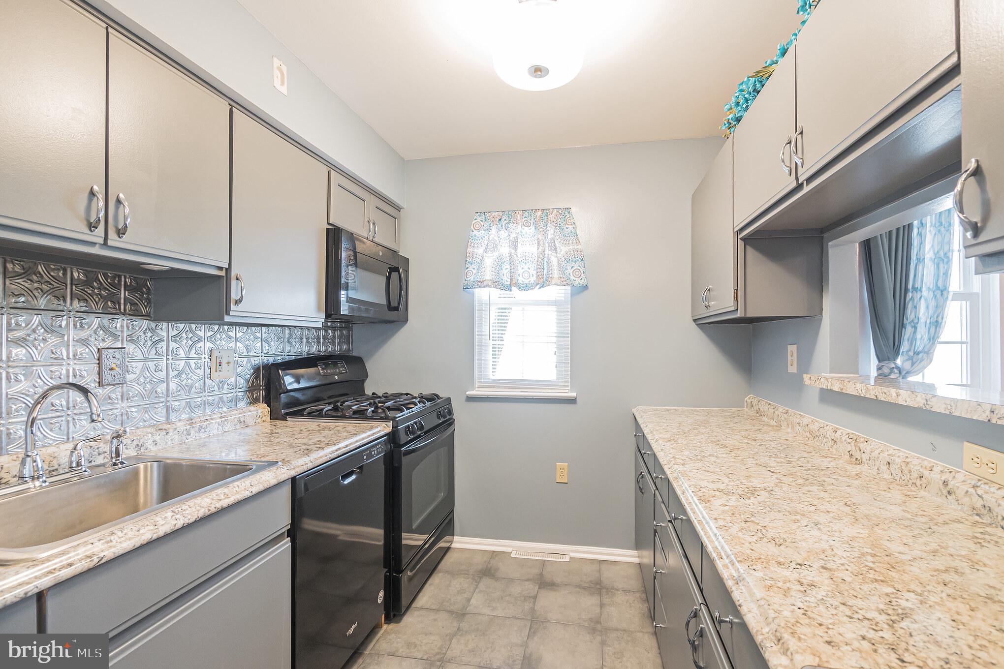 VILLAGE BROOK - Residential