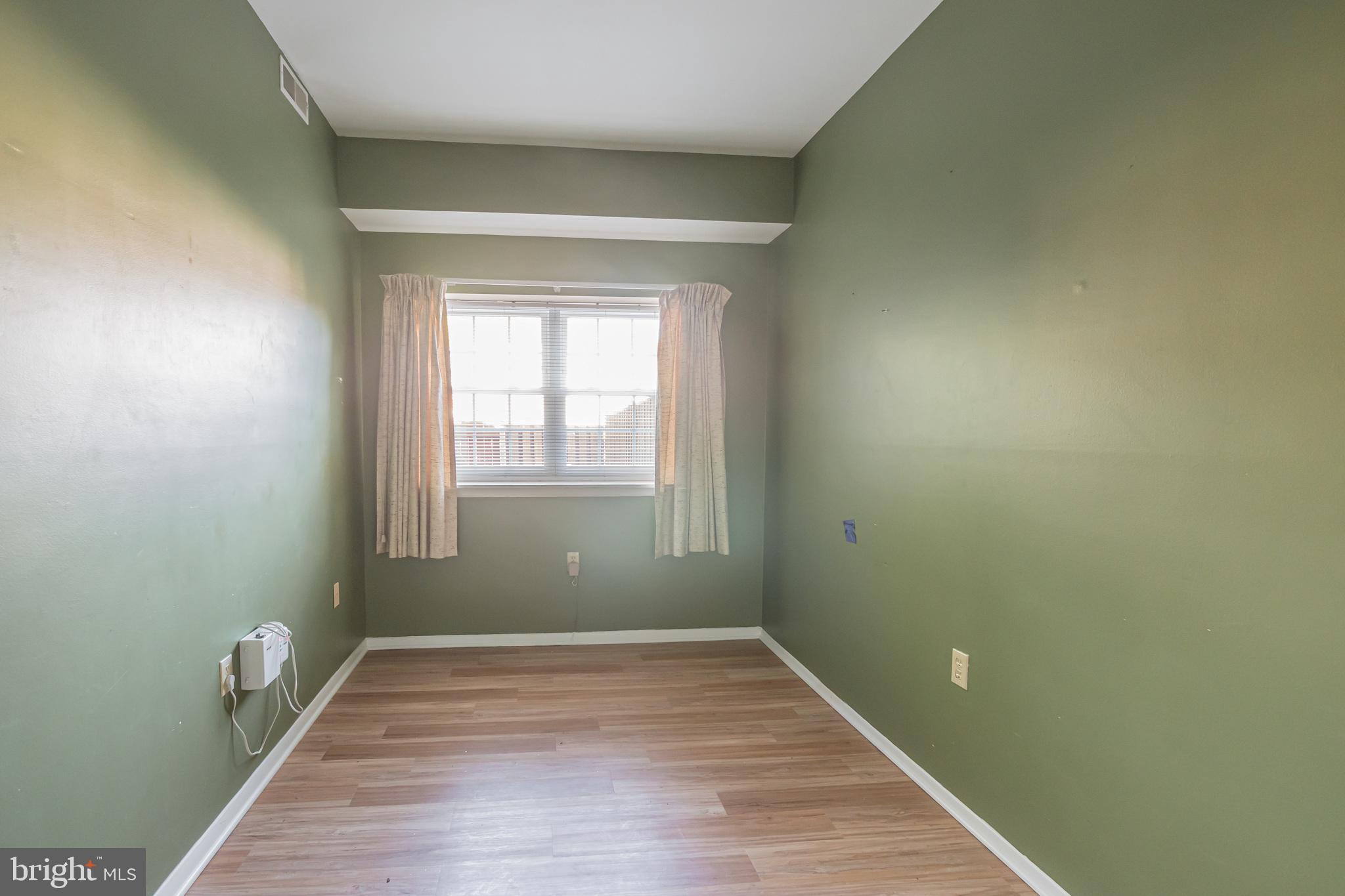 VILLAGE BROOK - Residential