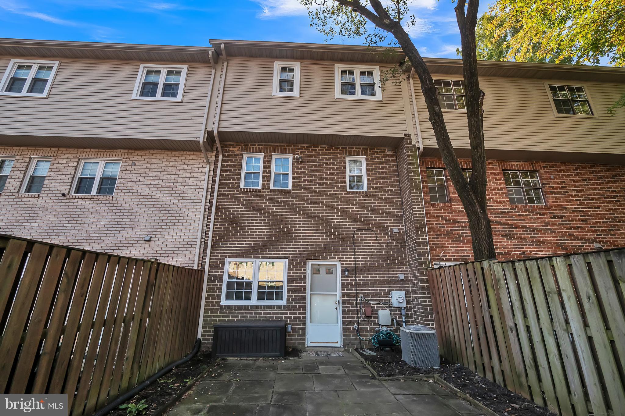 VILLAGE BROOK - Residential