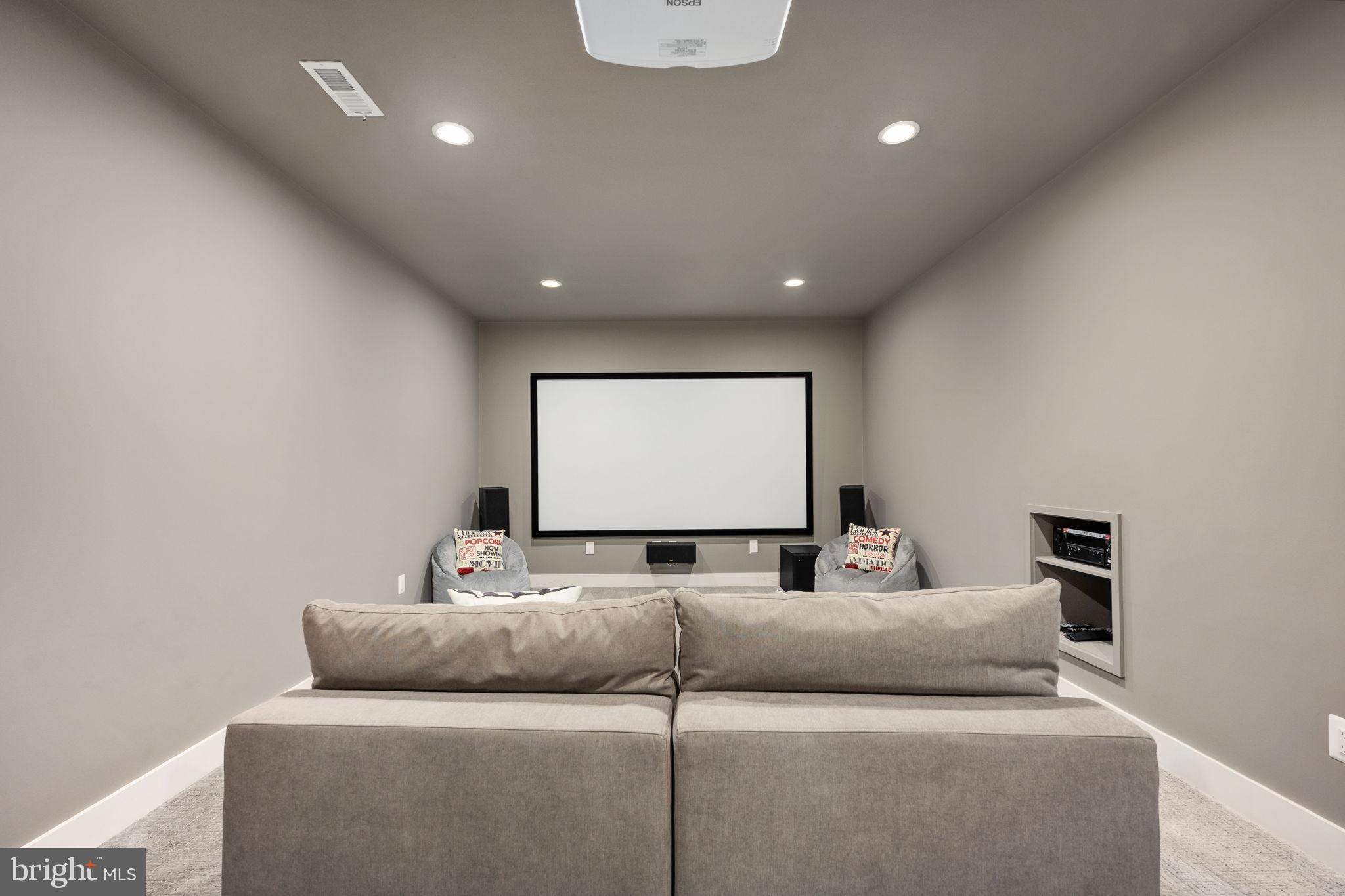 EAST VIENNA WOODS - Residential