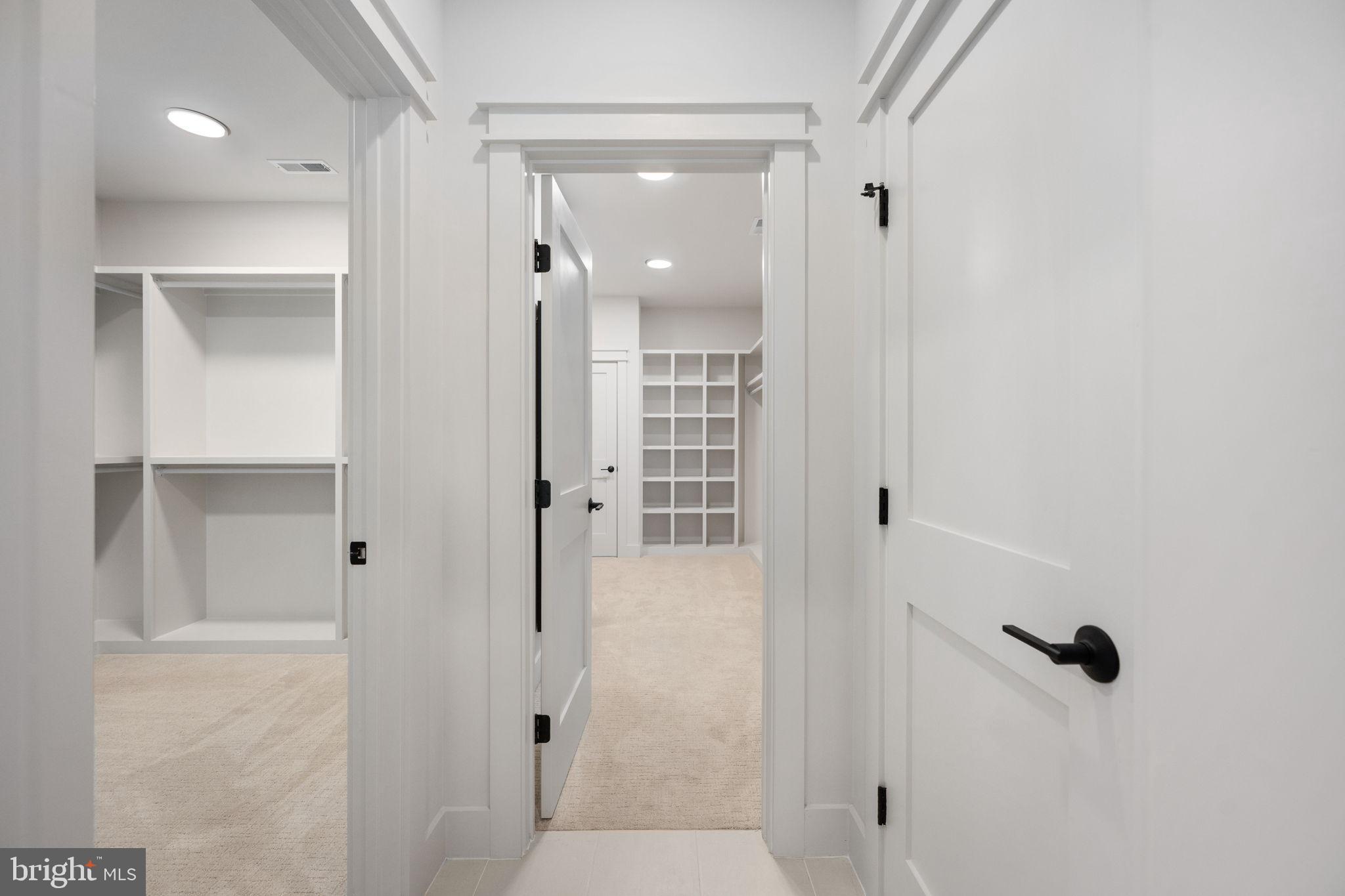 EAST VIENNA WOODS - Residential