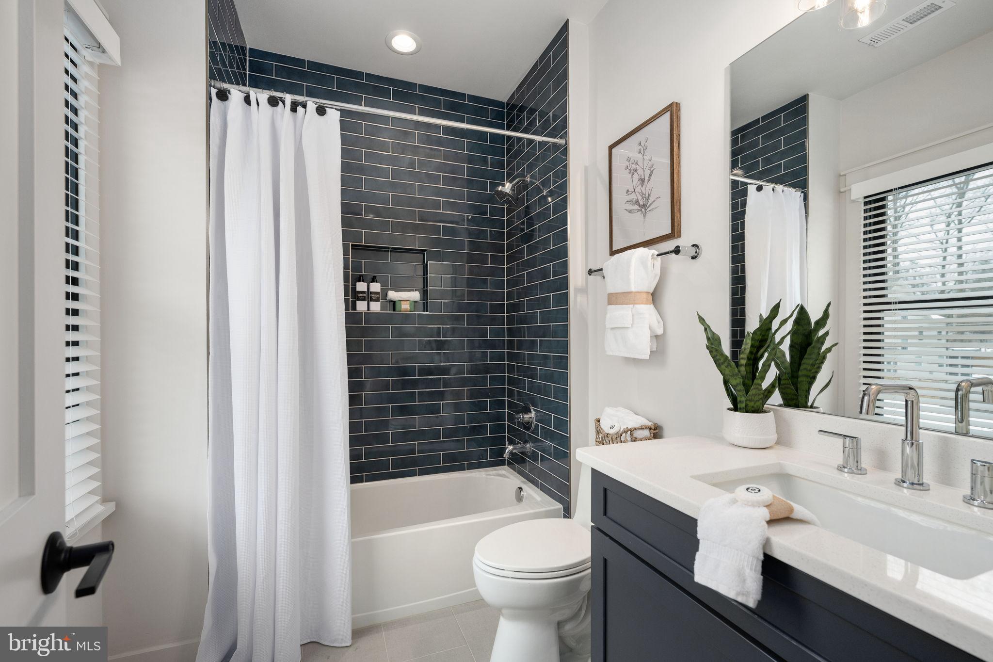 EAST VIENNA WOODS - Residential