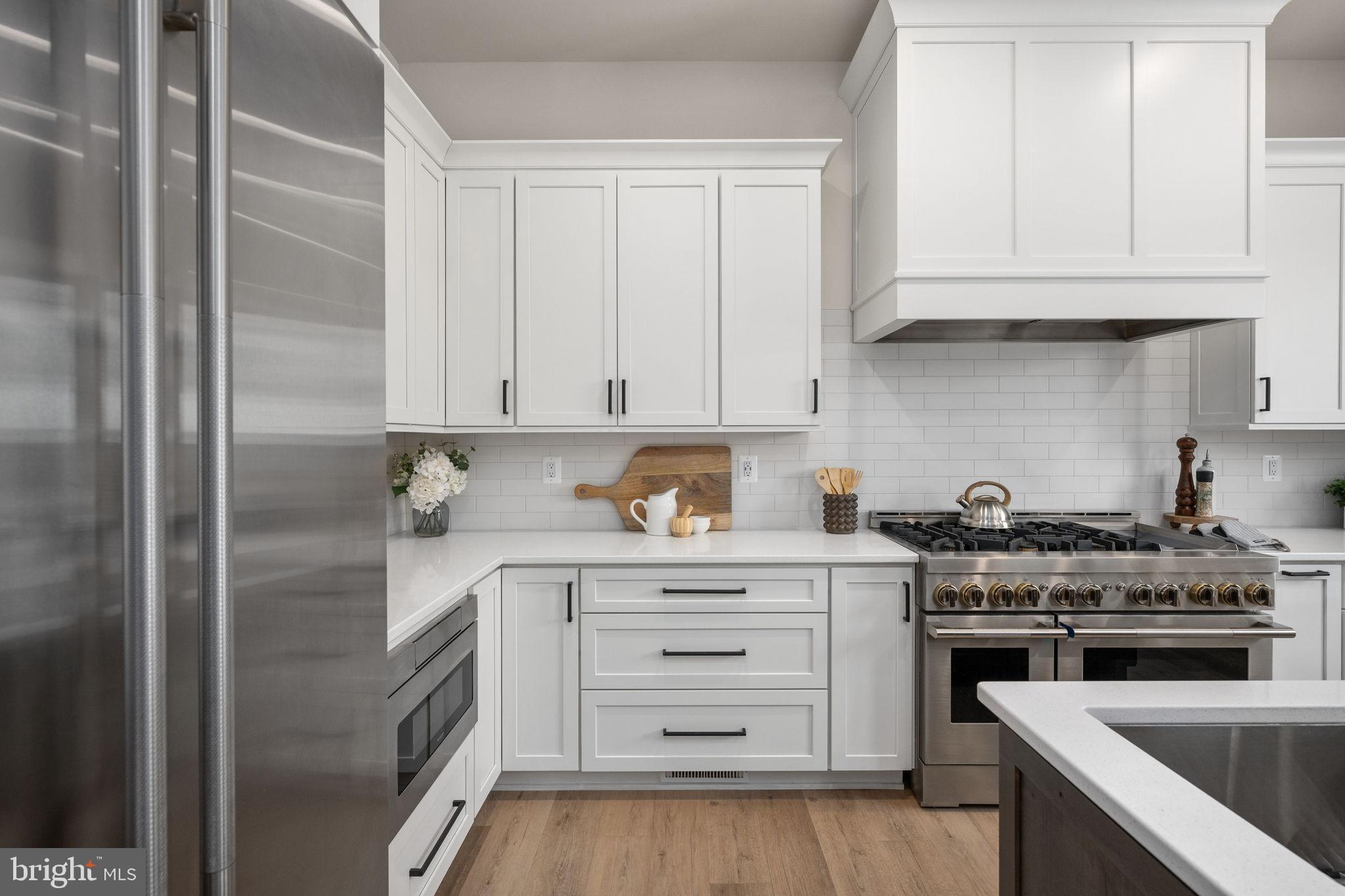 EAST VIENNA WOODS - Residential