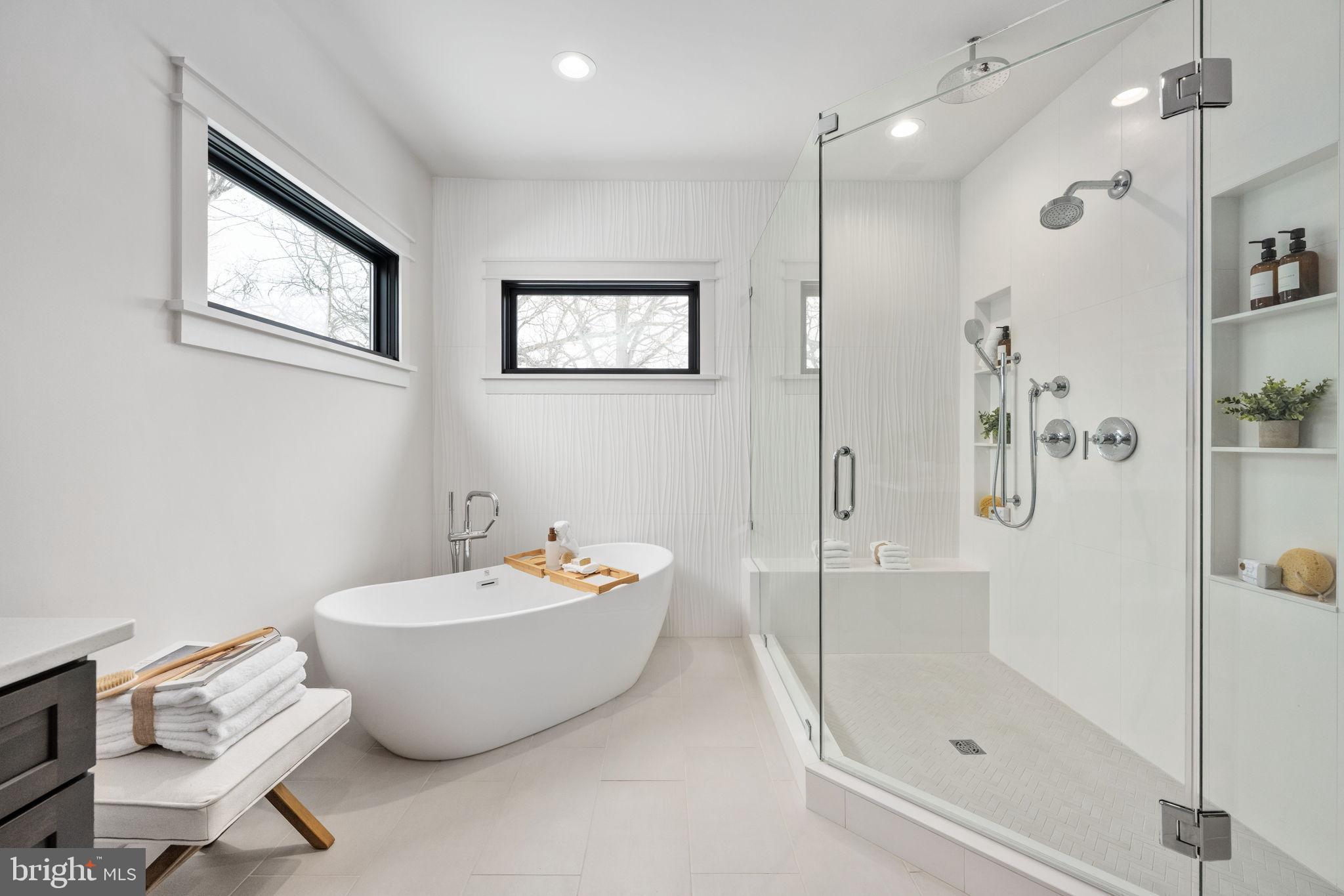 EAST VIENNA WOODS - Residential