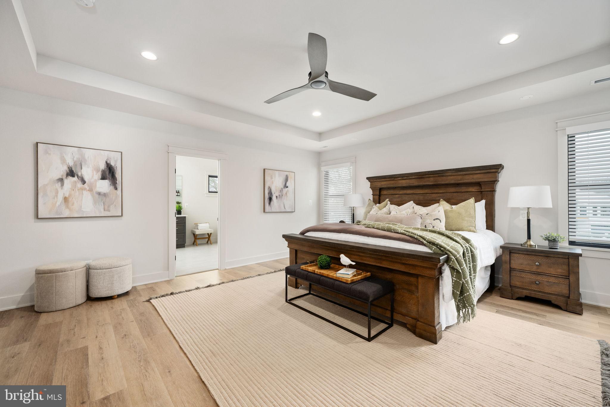 EAST VIENNA WOODS - Residential