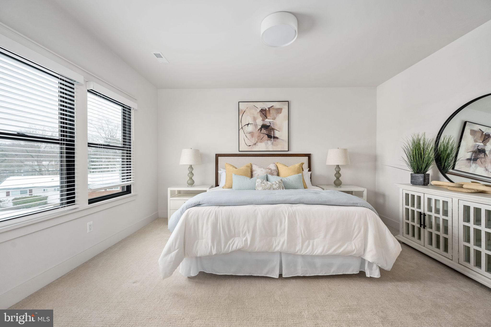 EAST VIENNA WOODS - Residential