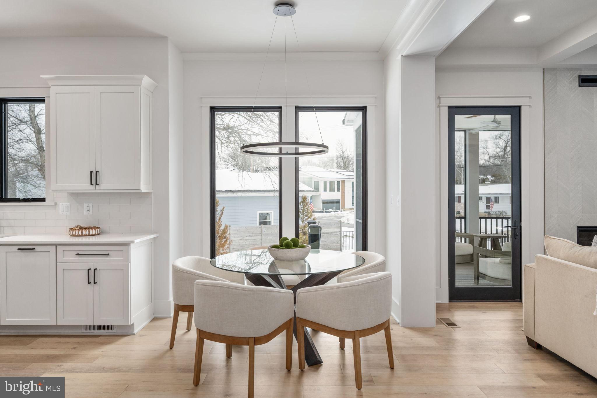 EAST VIENNA WOODS - Residential