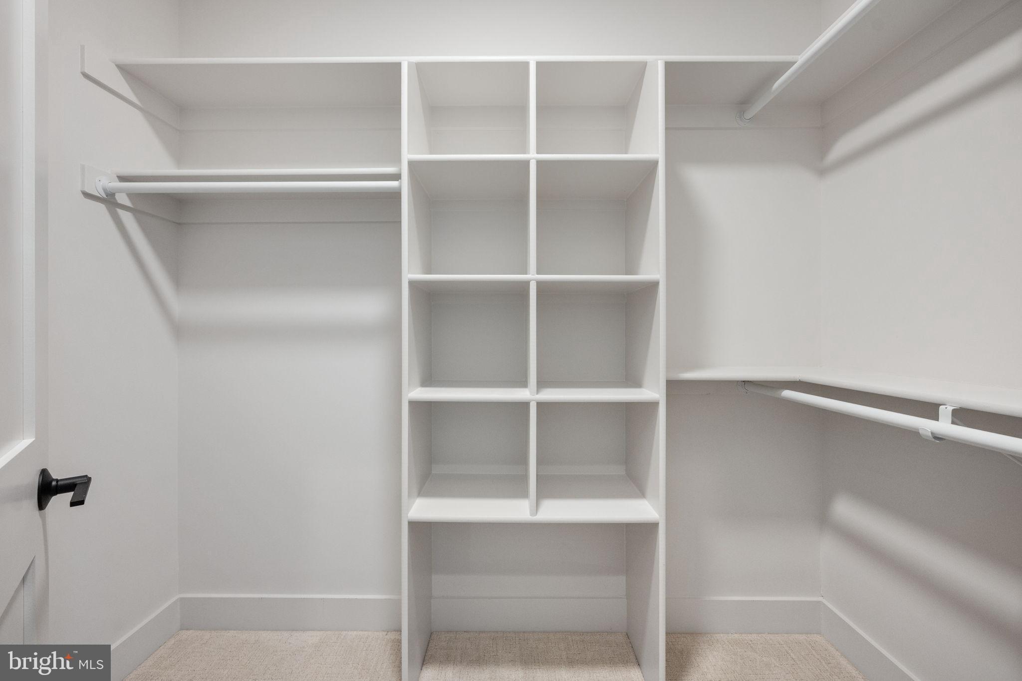 EAST VIENNA WOODS - Residential