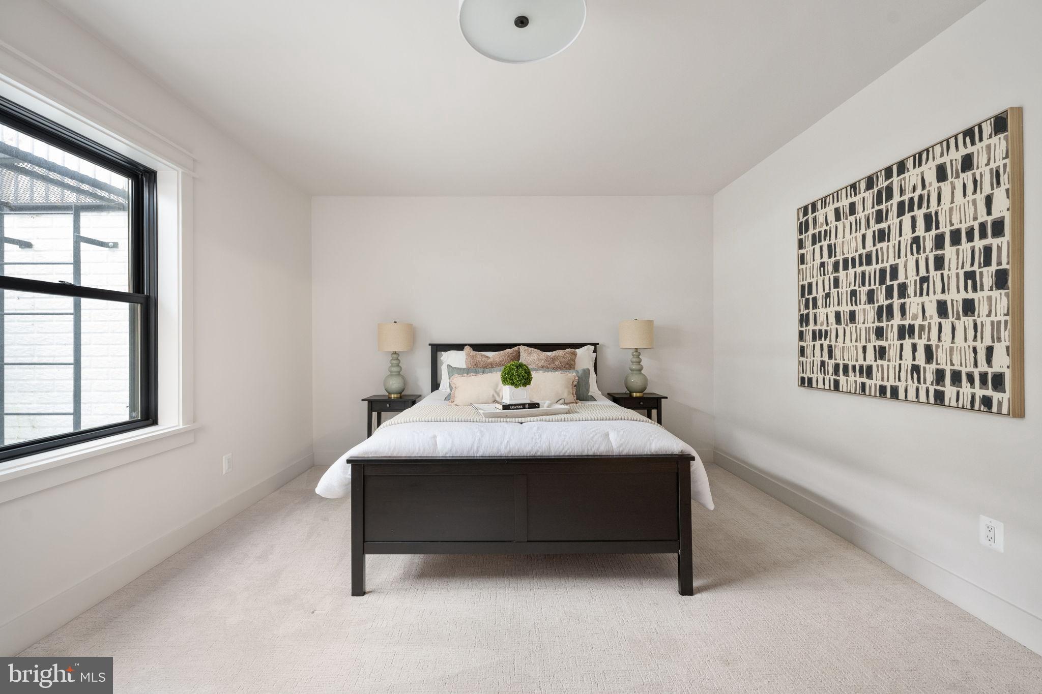 EAST VIENNA WOODS - Residential