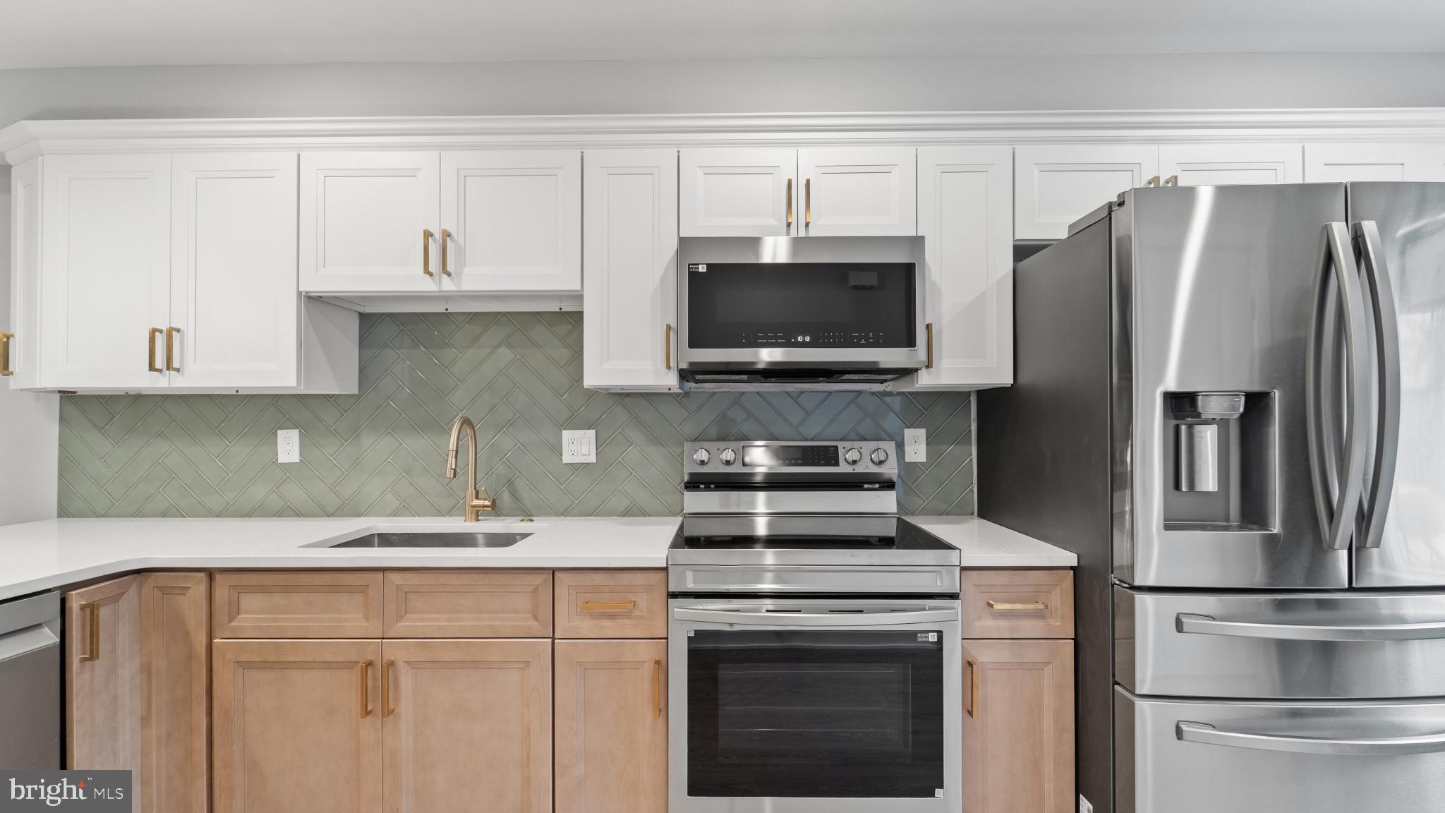 FRANCISVILLE - Residential Lease