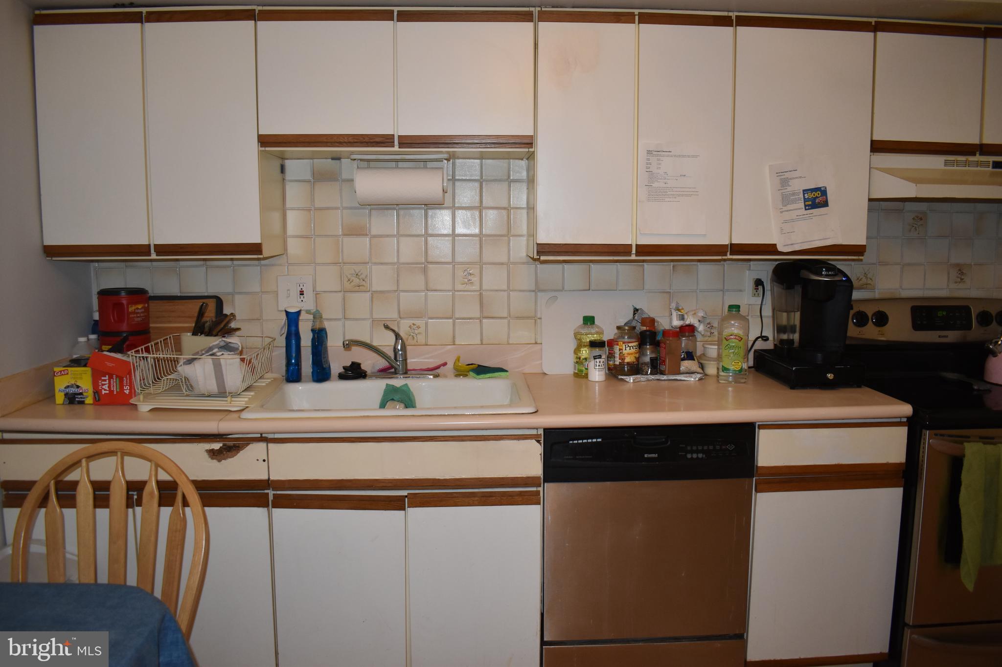 HAVERFORD HILL - Residential