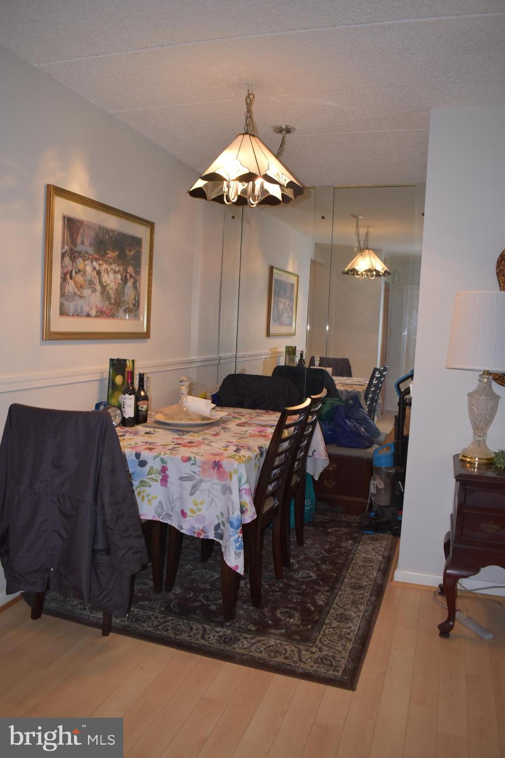 HAVERFORD HILL - Residential