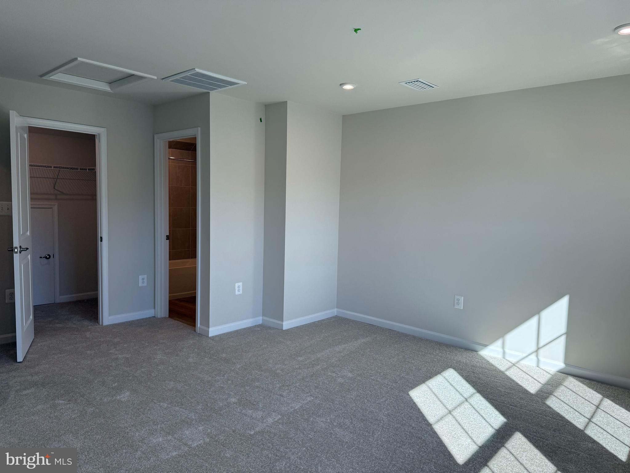 FREDERICKSBURG CITY - Residential Lease