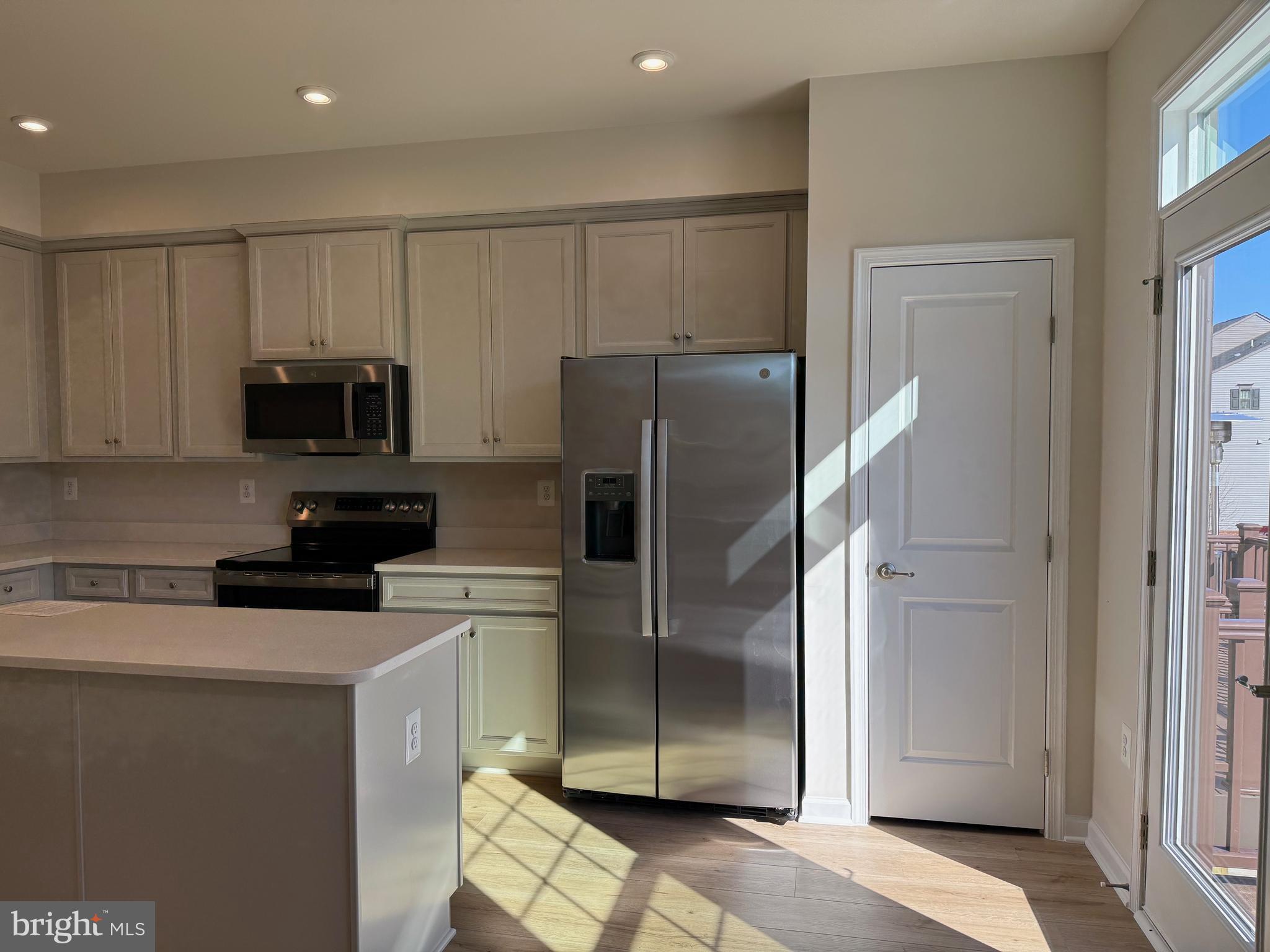 FREDERICKSBURG CITY - Residential Lease