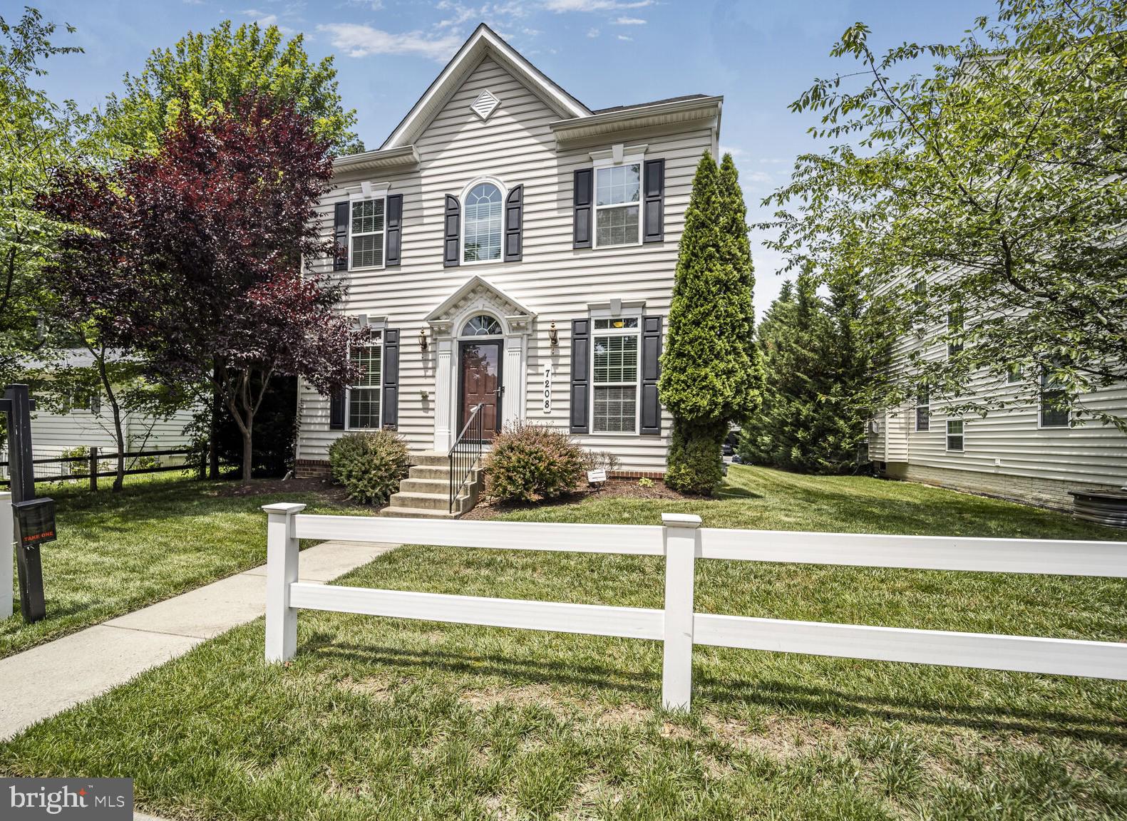 THE CRESCENT AT CHERRY LANE - Residential