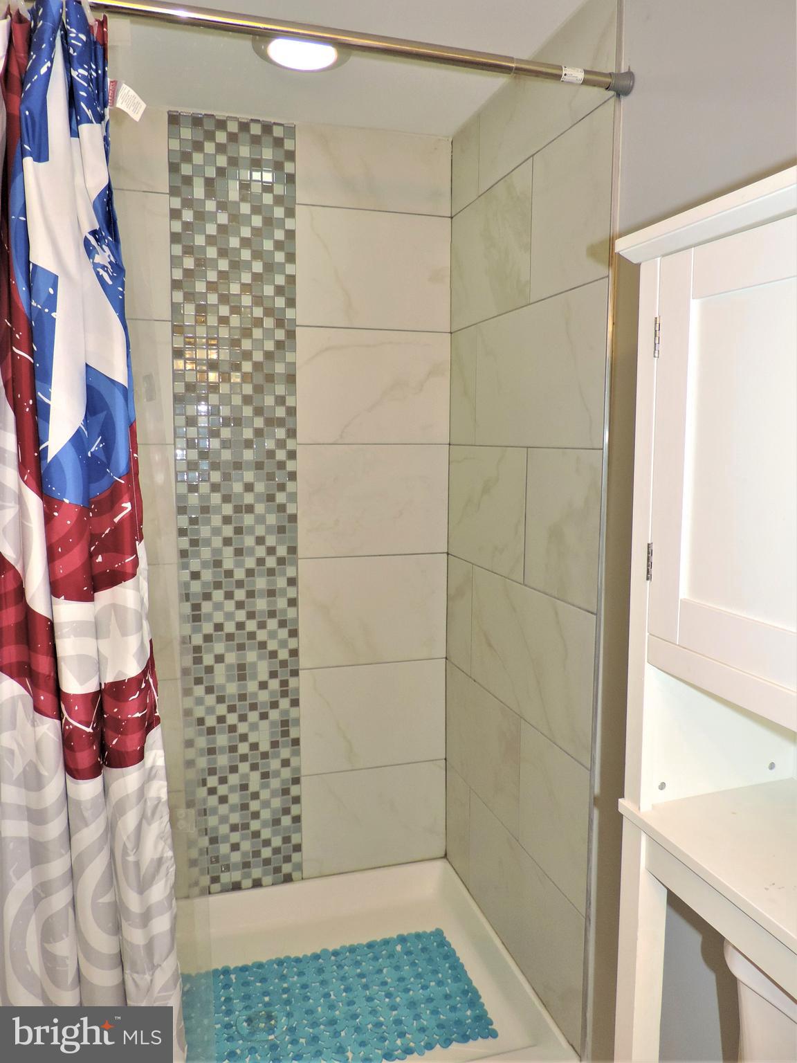 RAMBLEWOOD - Residential