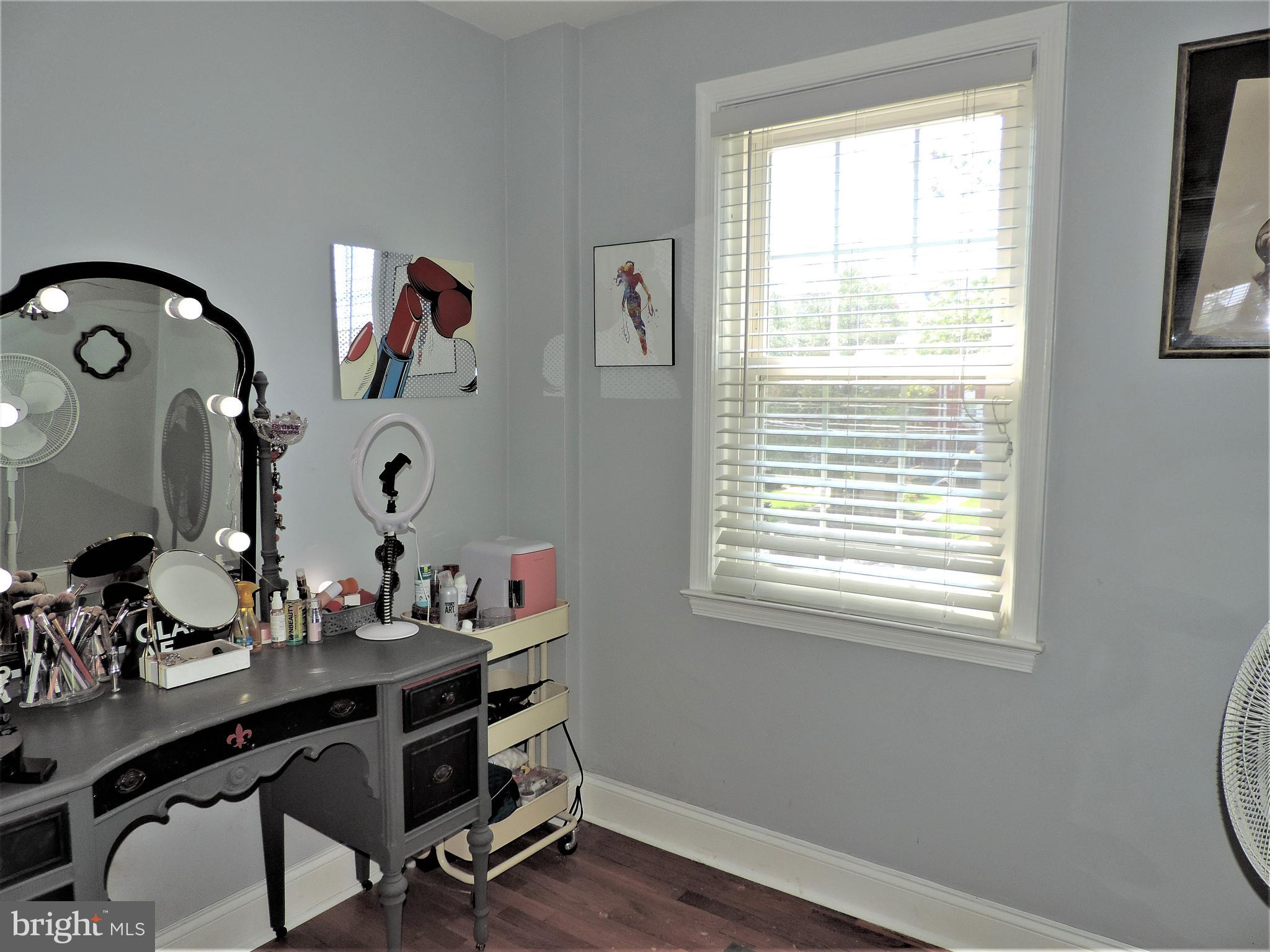 RAMBLEWOOD - Residential