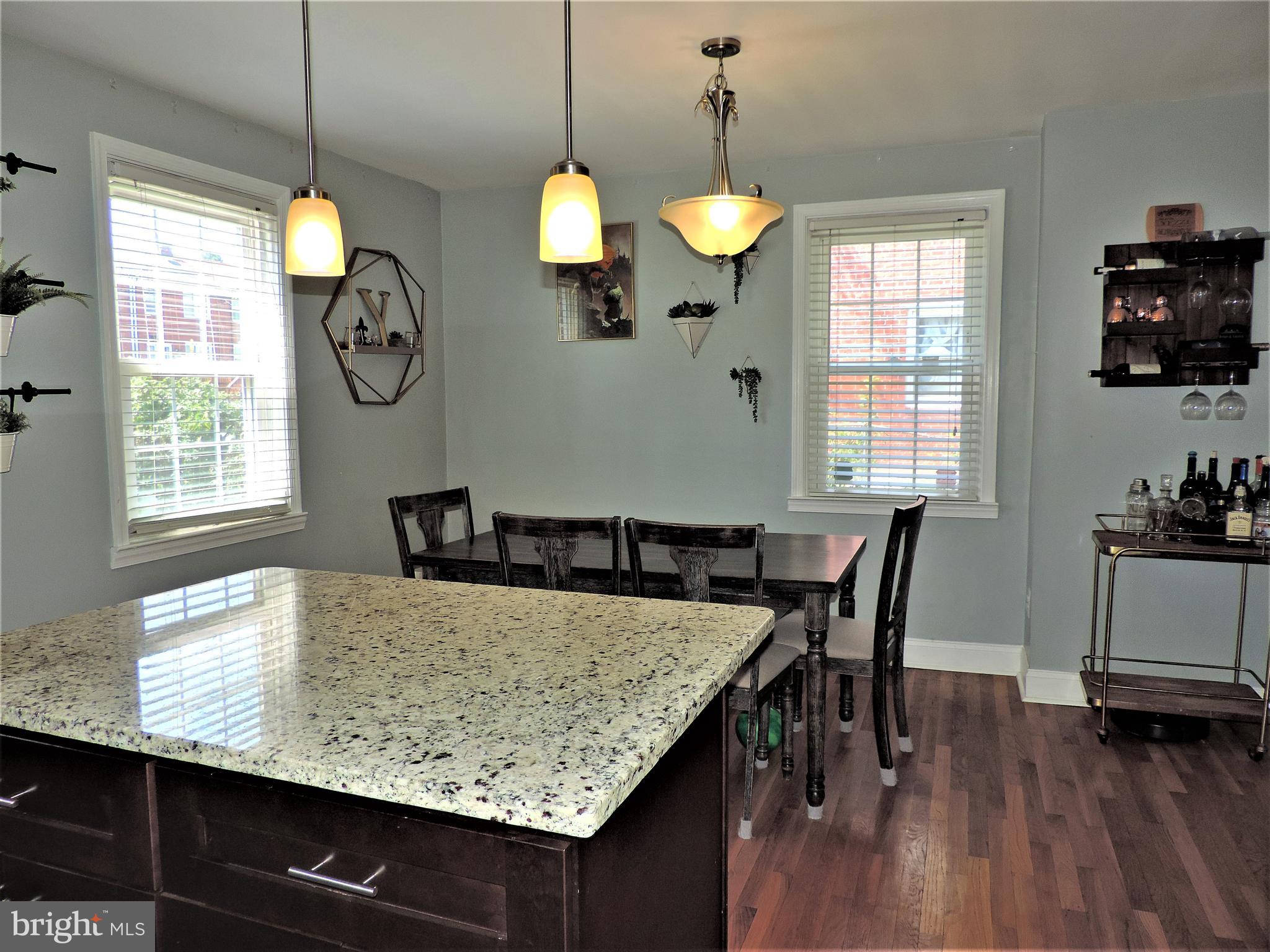 RAMBLEWOOD - Residential