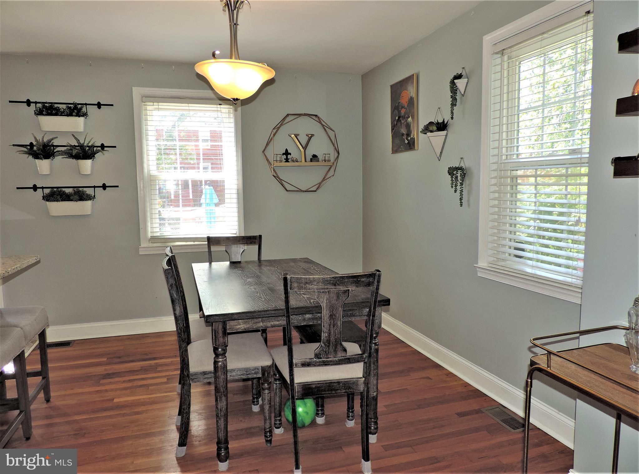 RAMBLEWOOD - Residential