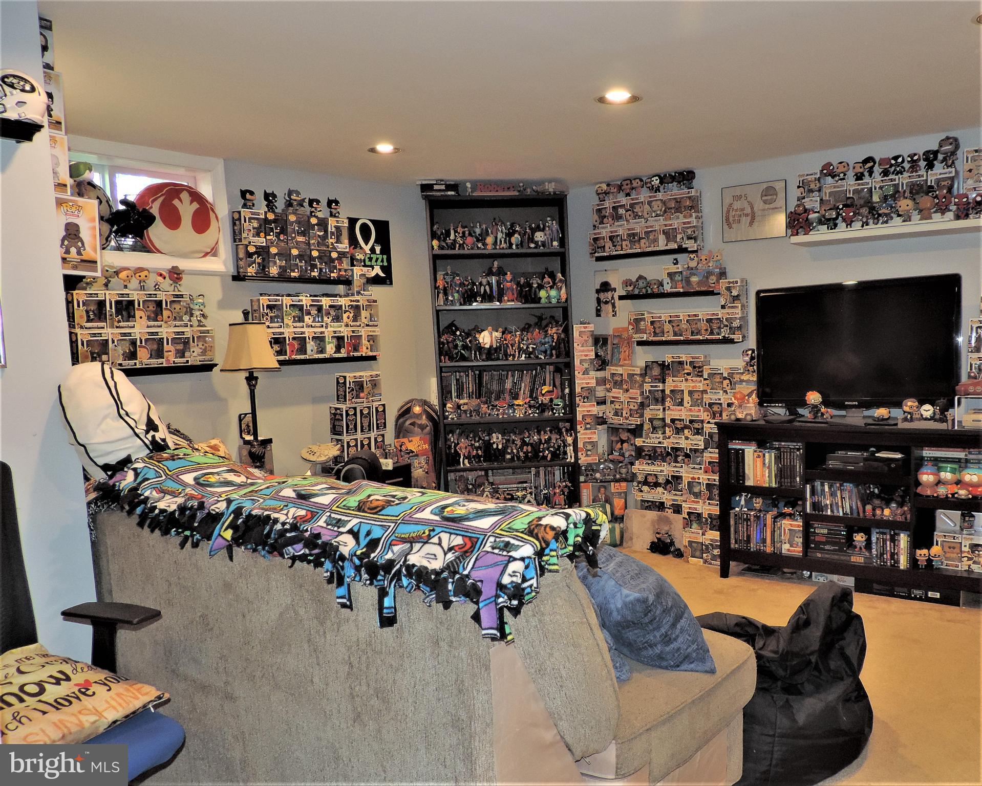 RAMBLEWOOD - Residential