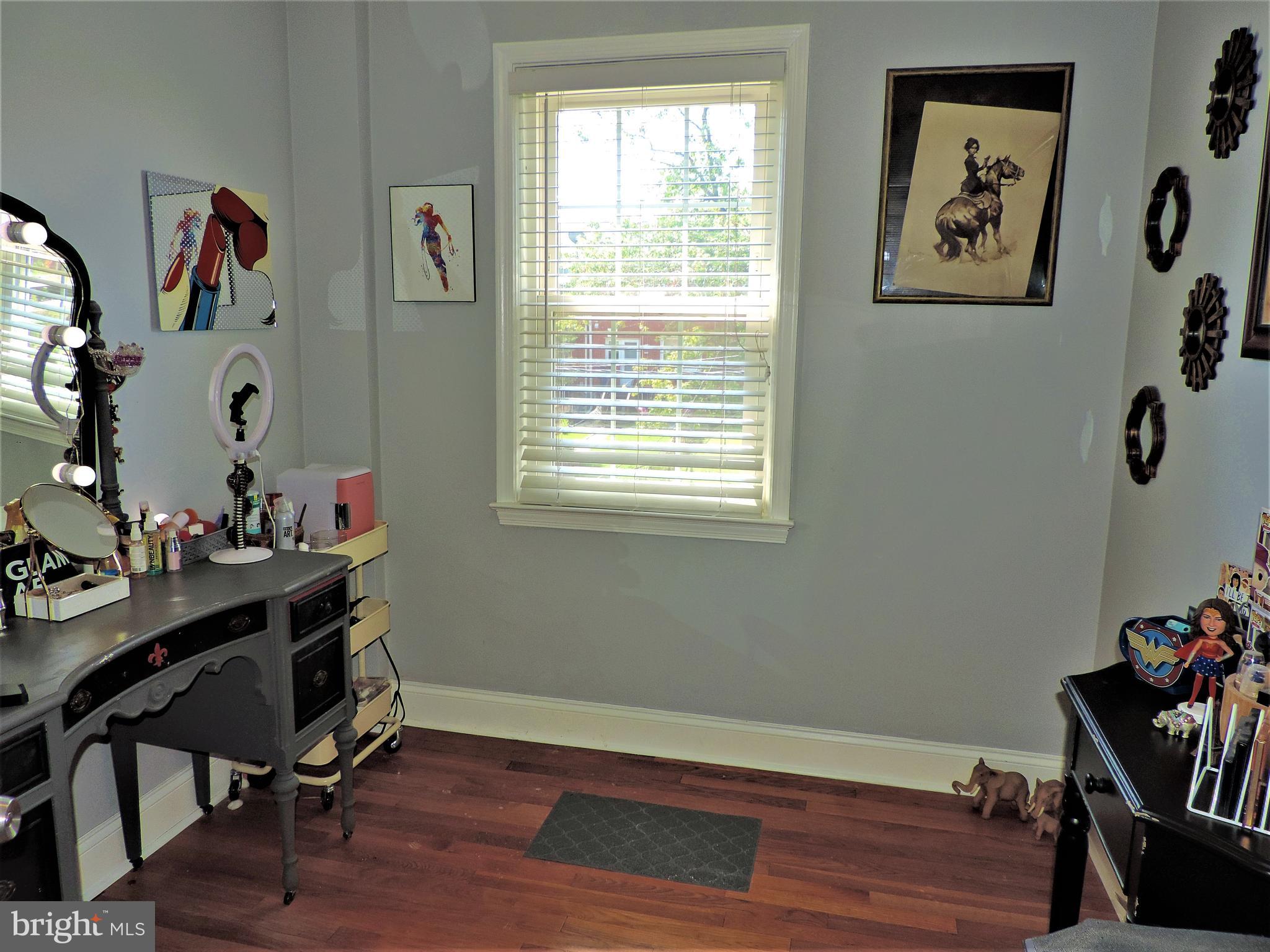 RAMBLEWOOD - Residential