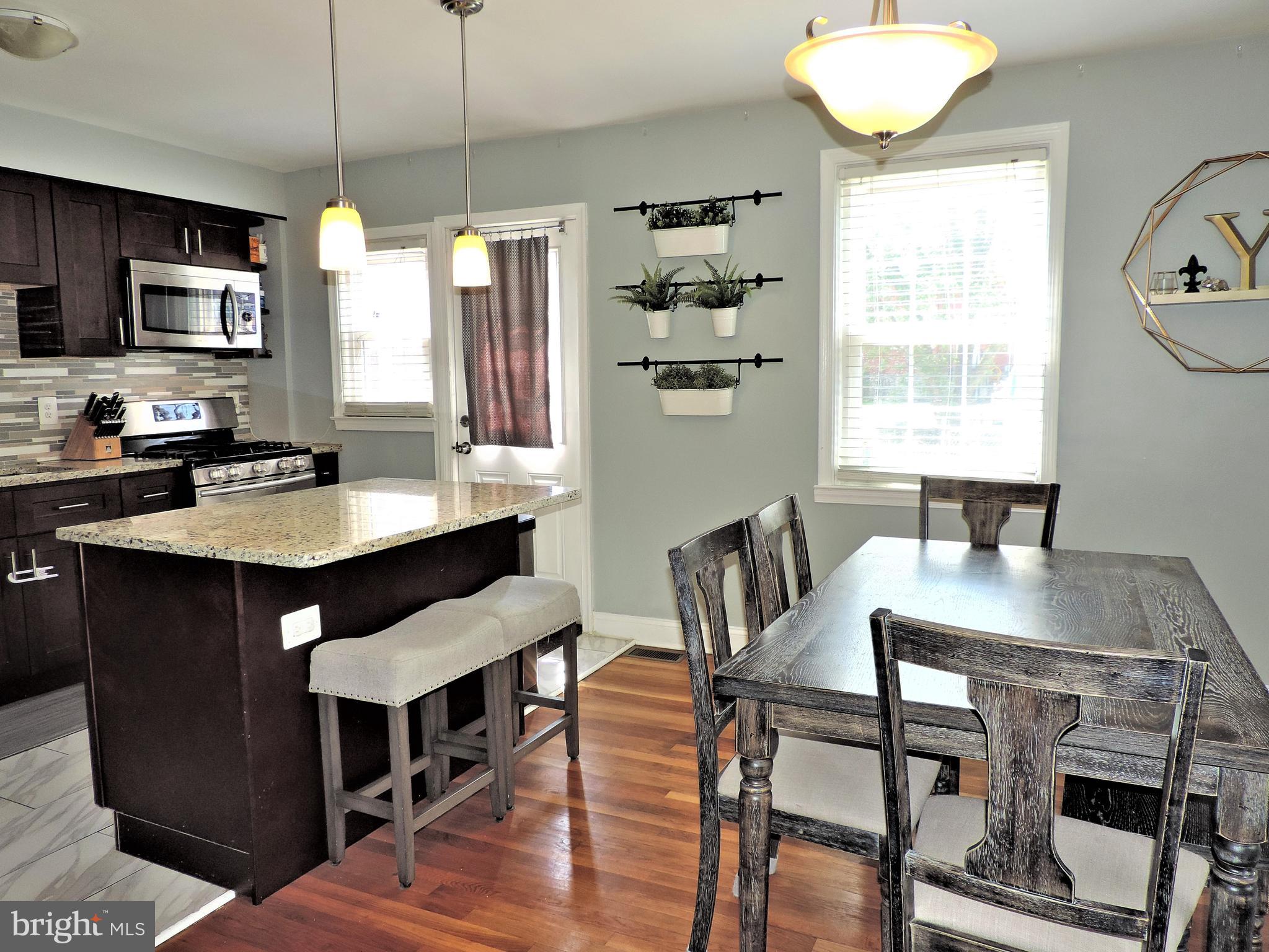 RAMBLEWOOD - Residential