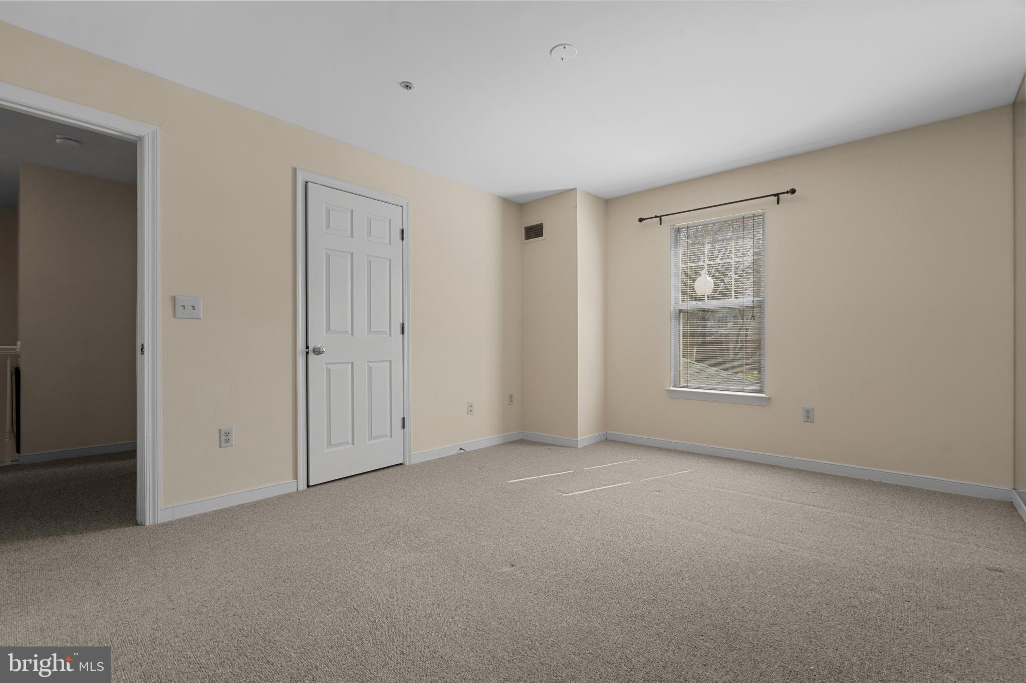 LILLIAN COURT AT TYSONS - Residential