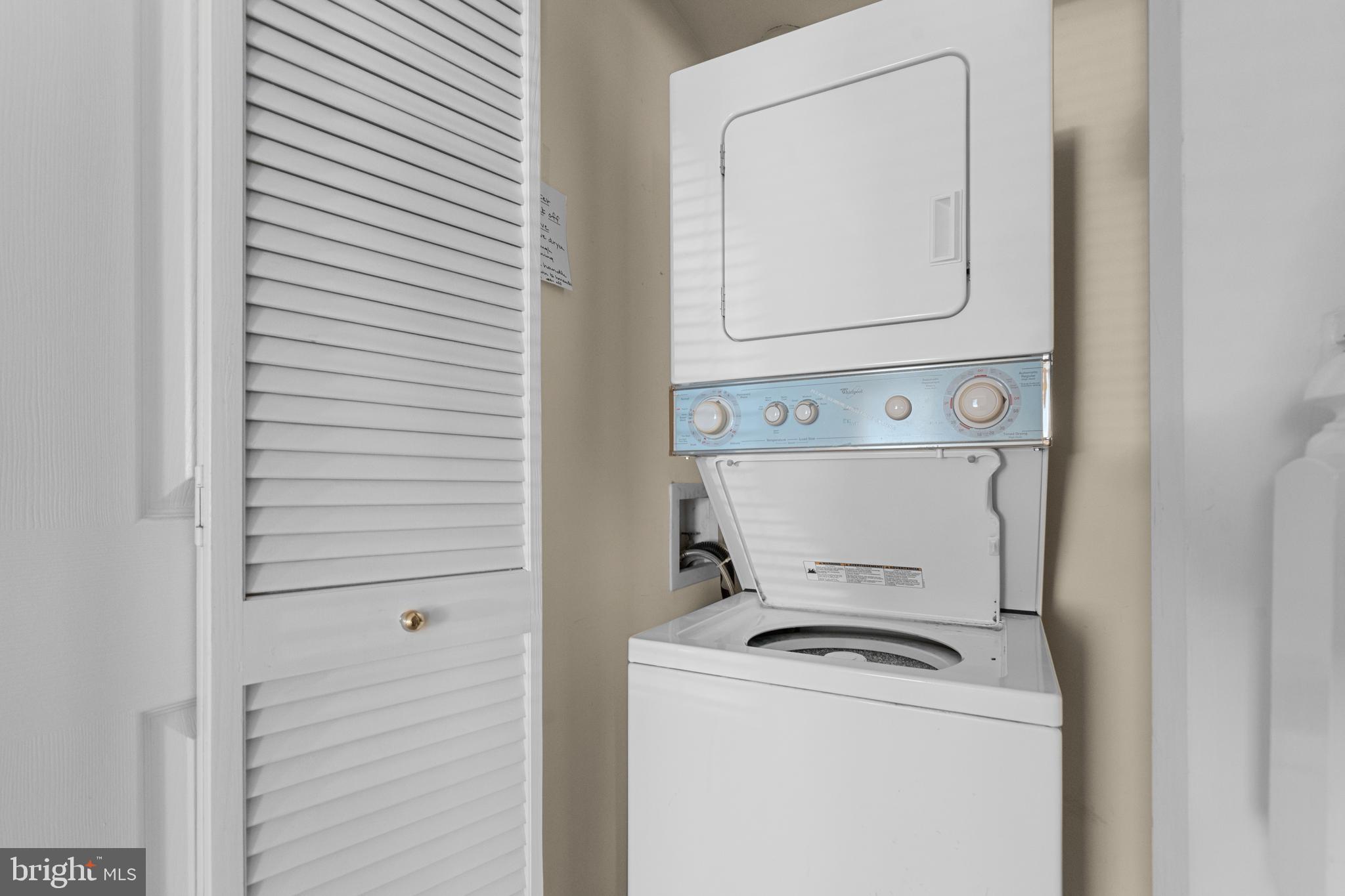 LILLIAN COURT AT TYSONS - Residential